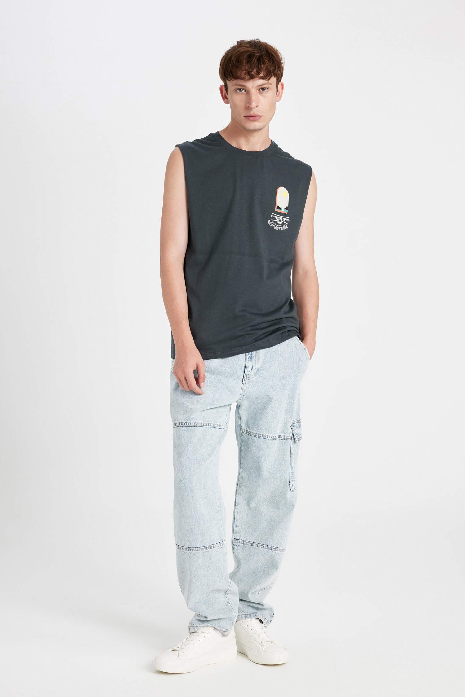 تيشيرت كت اوفر سايز مطبوع بدون ردن