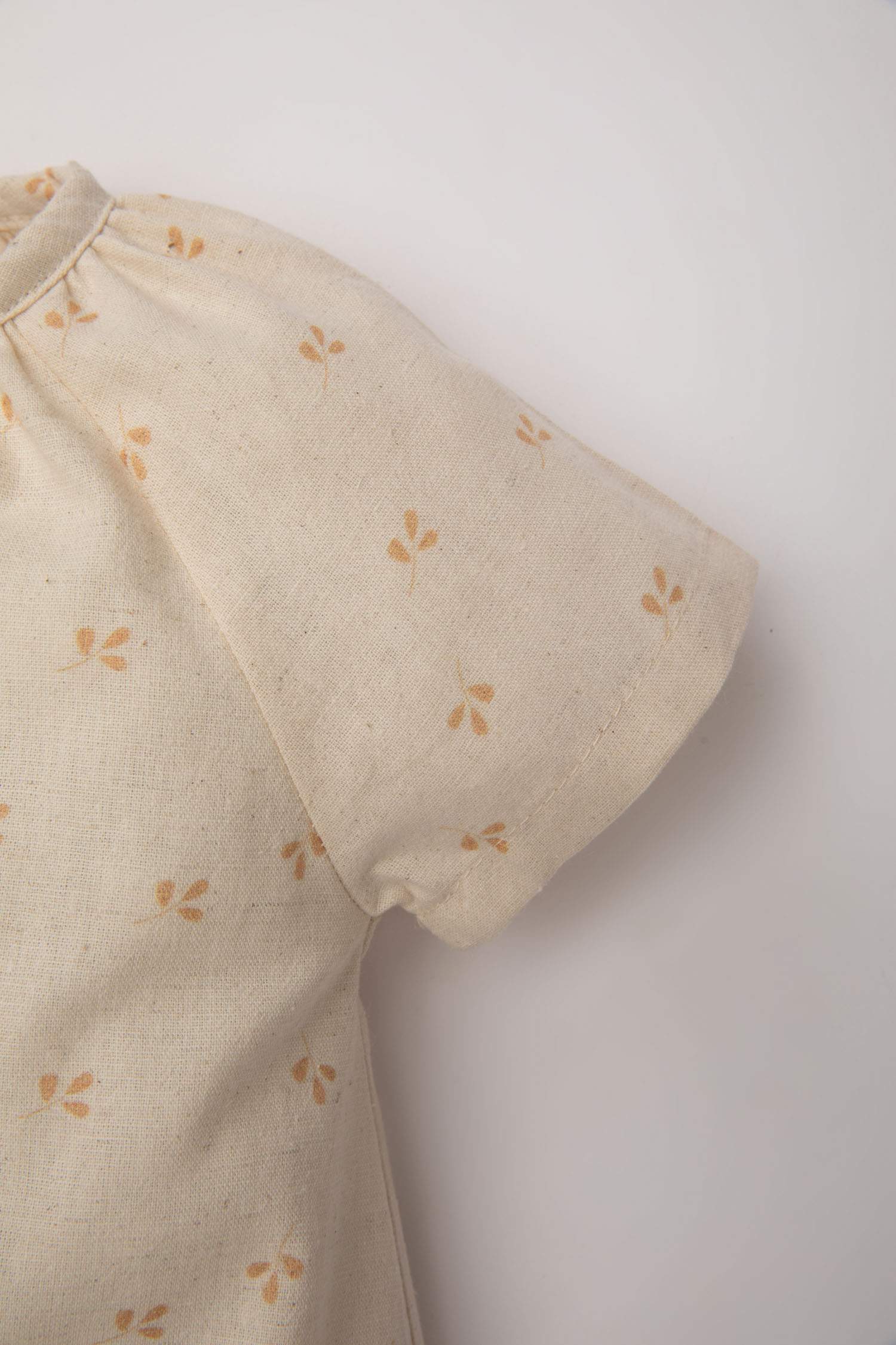 Kız Bebek Yenidoğan Çiçekli Keten Kısa Kollu Tulum