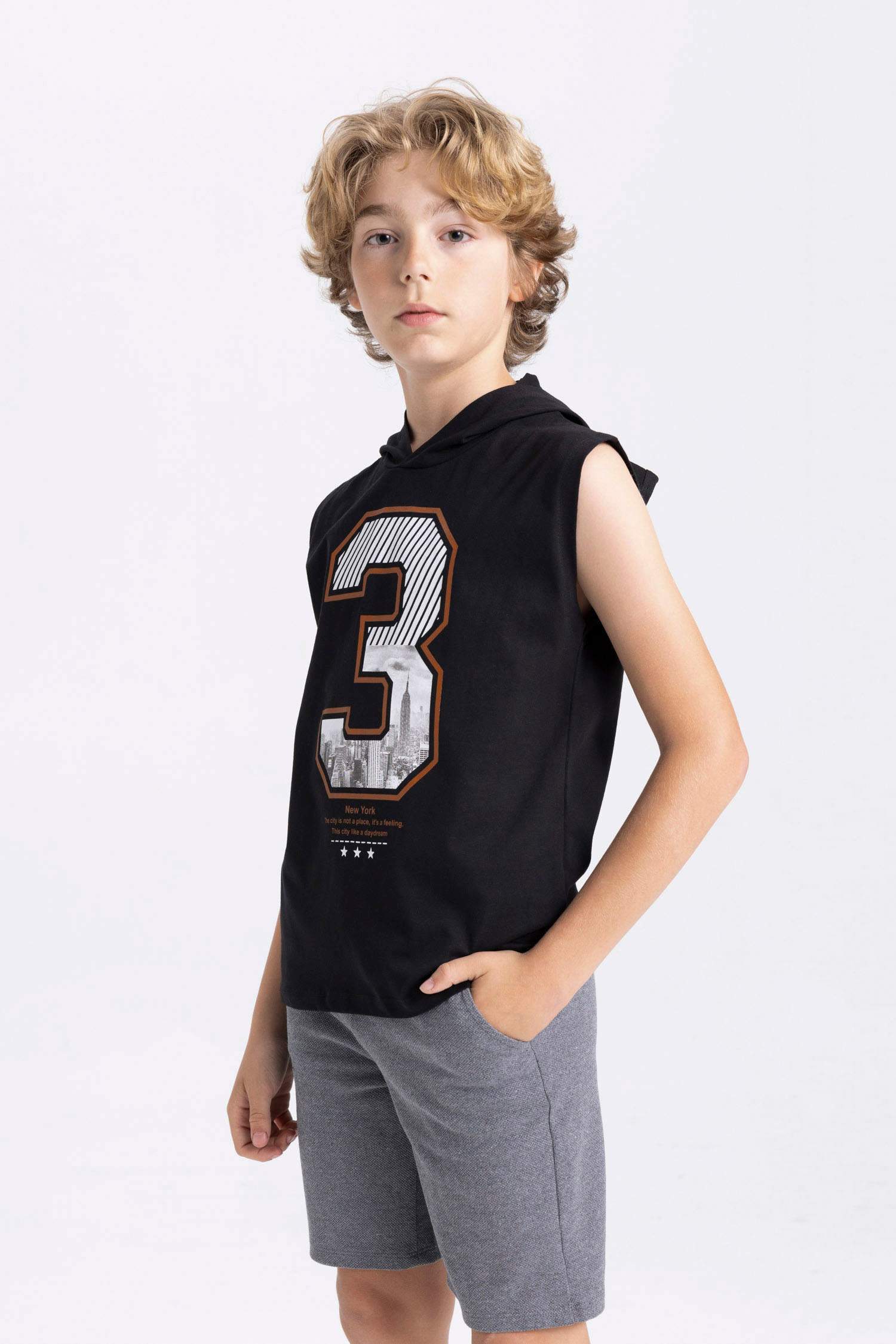 Erkek Çocuk Kapüşonlu Baskılı Atlet