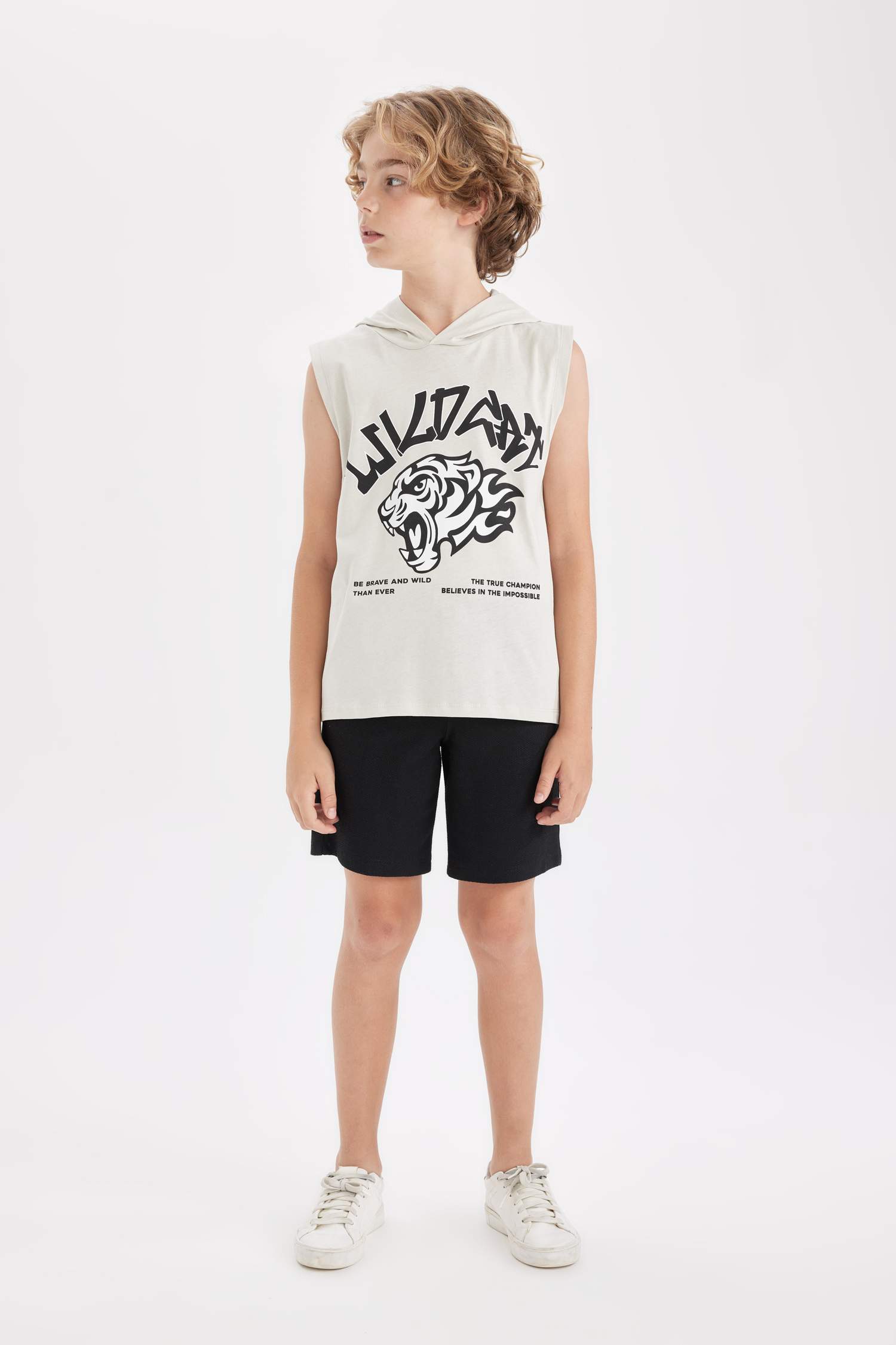 Майка с капюшоном для мальчиков