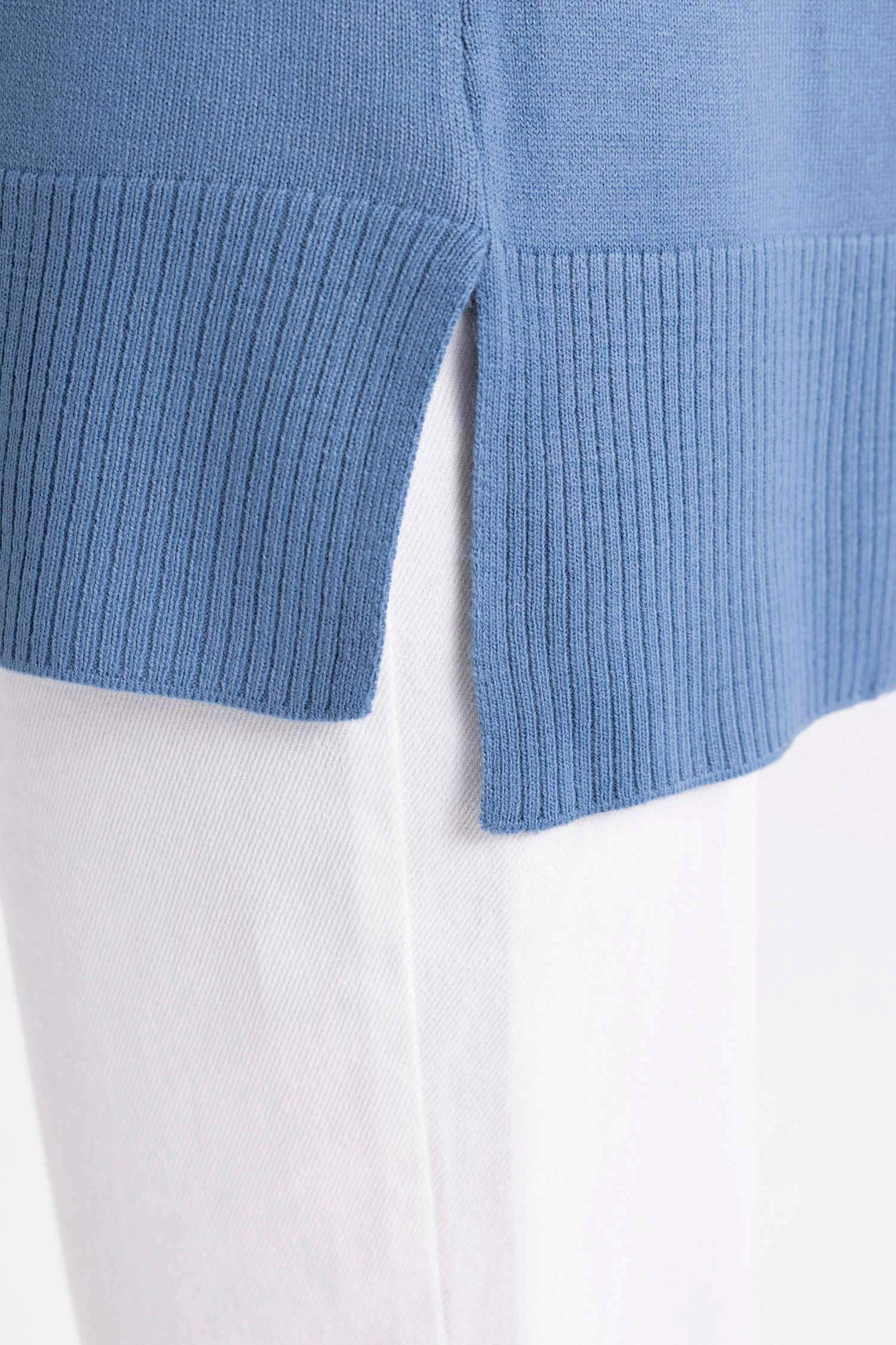 Regular Fit Bisiklet Yaka Yandan Yırtmaçlı Basic Düz Triko Kazak Tunik