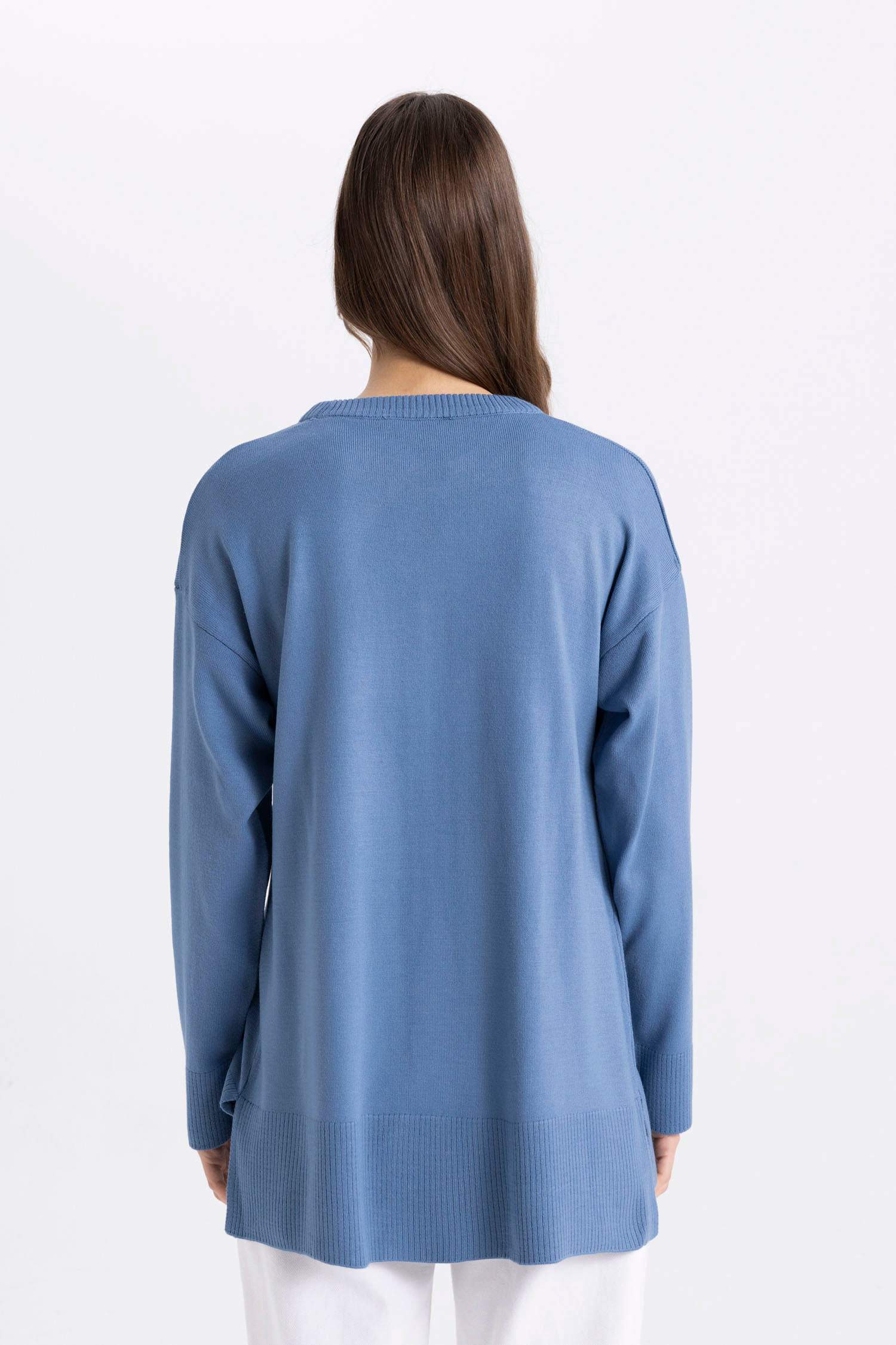 Regular Fit Bisiklet Yaka Yandan Yırtmaçlı Basic Düz Triko Kazak Tunik