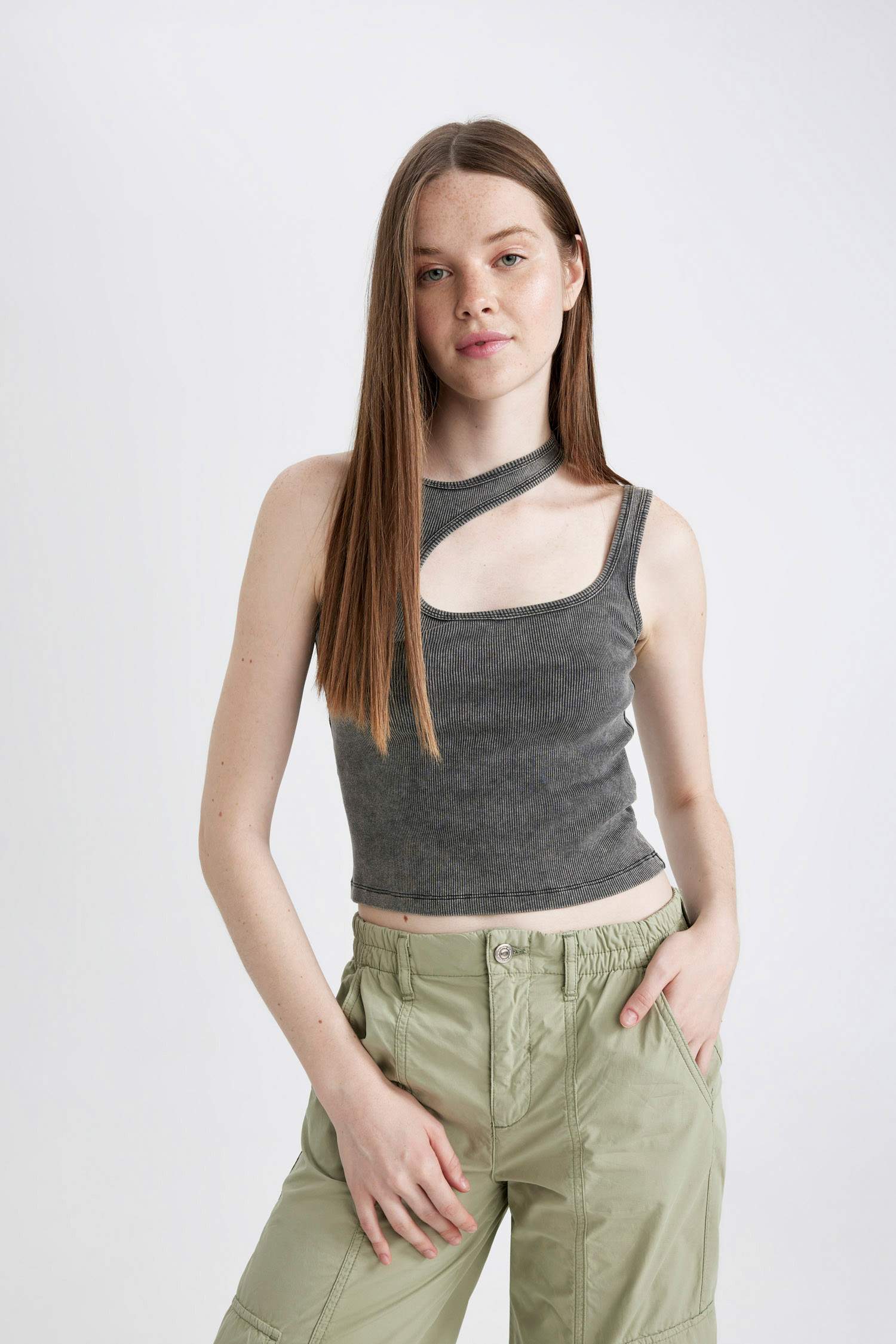 Fitted Ribbed Camisole Crop Top