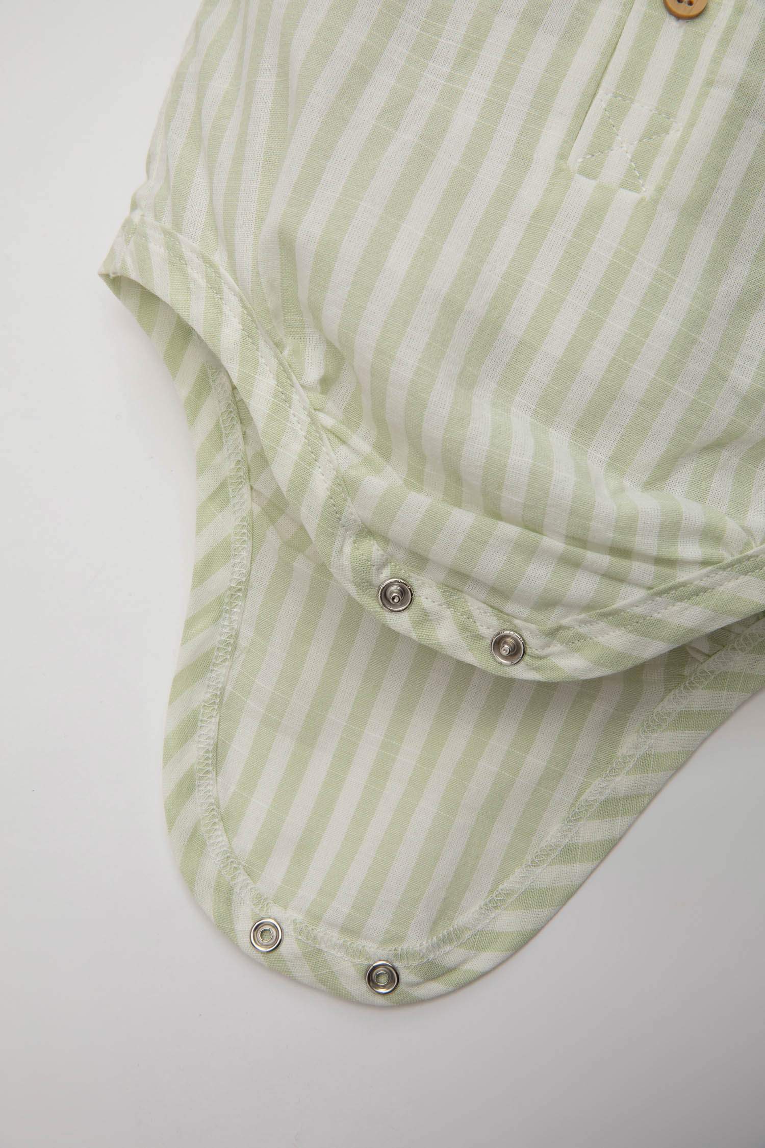 Erkek Bebek Yenidoğan 2'li Takım Düğmeli Yaka Çizgili Kısa Kollu Çıtçıtlı Body Çorap