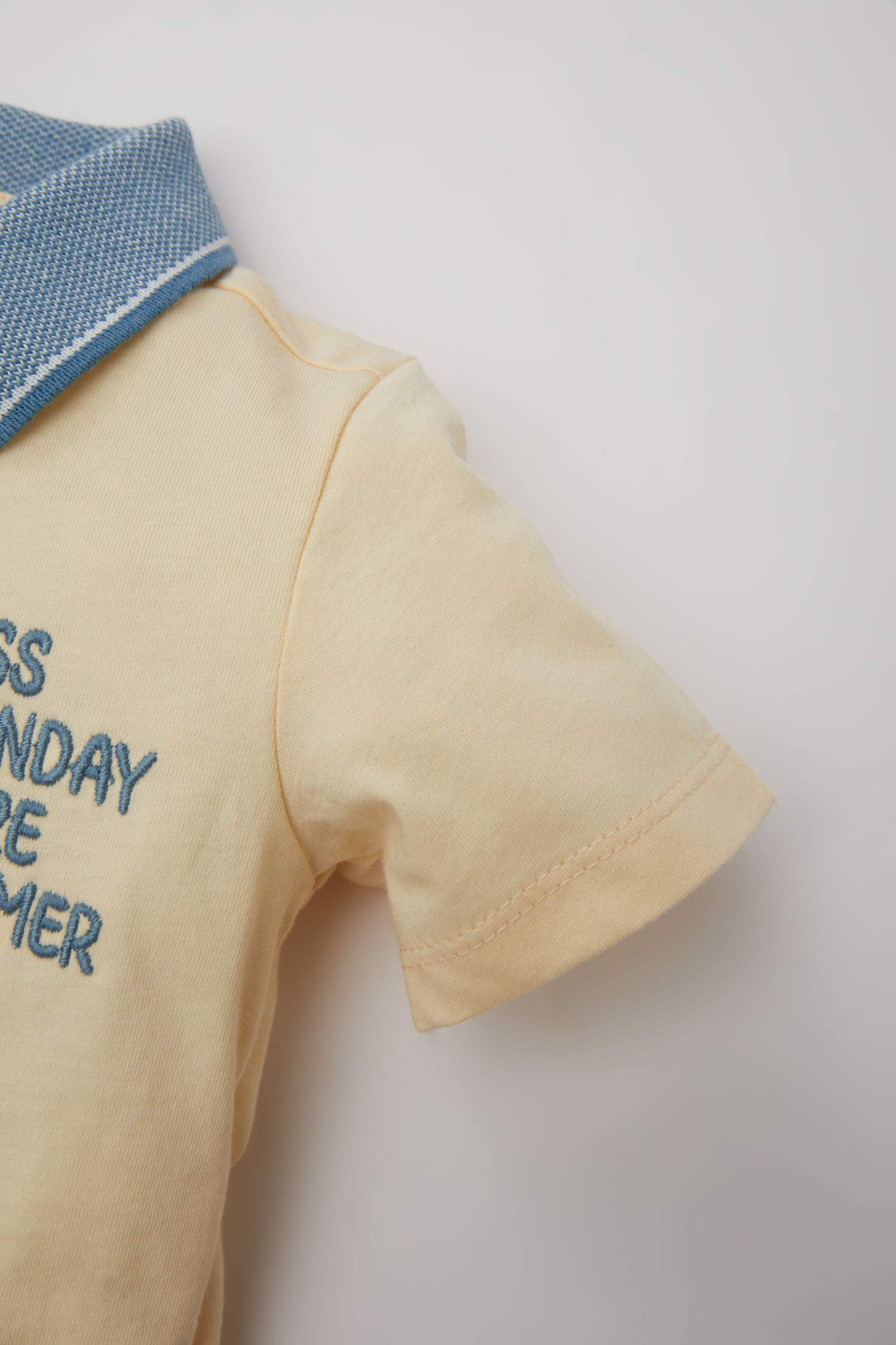 Erkek Bebek Polo Yaka Baskılı Kısa Kollu Tişört