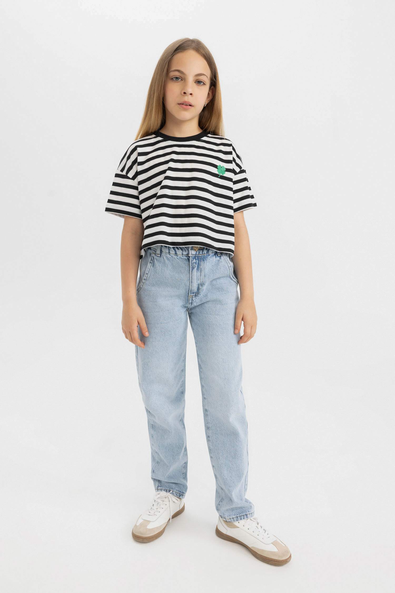 Kız Çocuk Bisiklet Yaka Çizgili Kısa Kollu Tişört