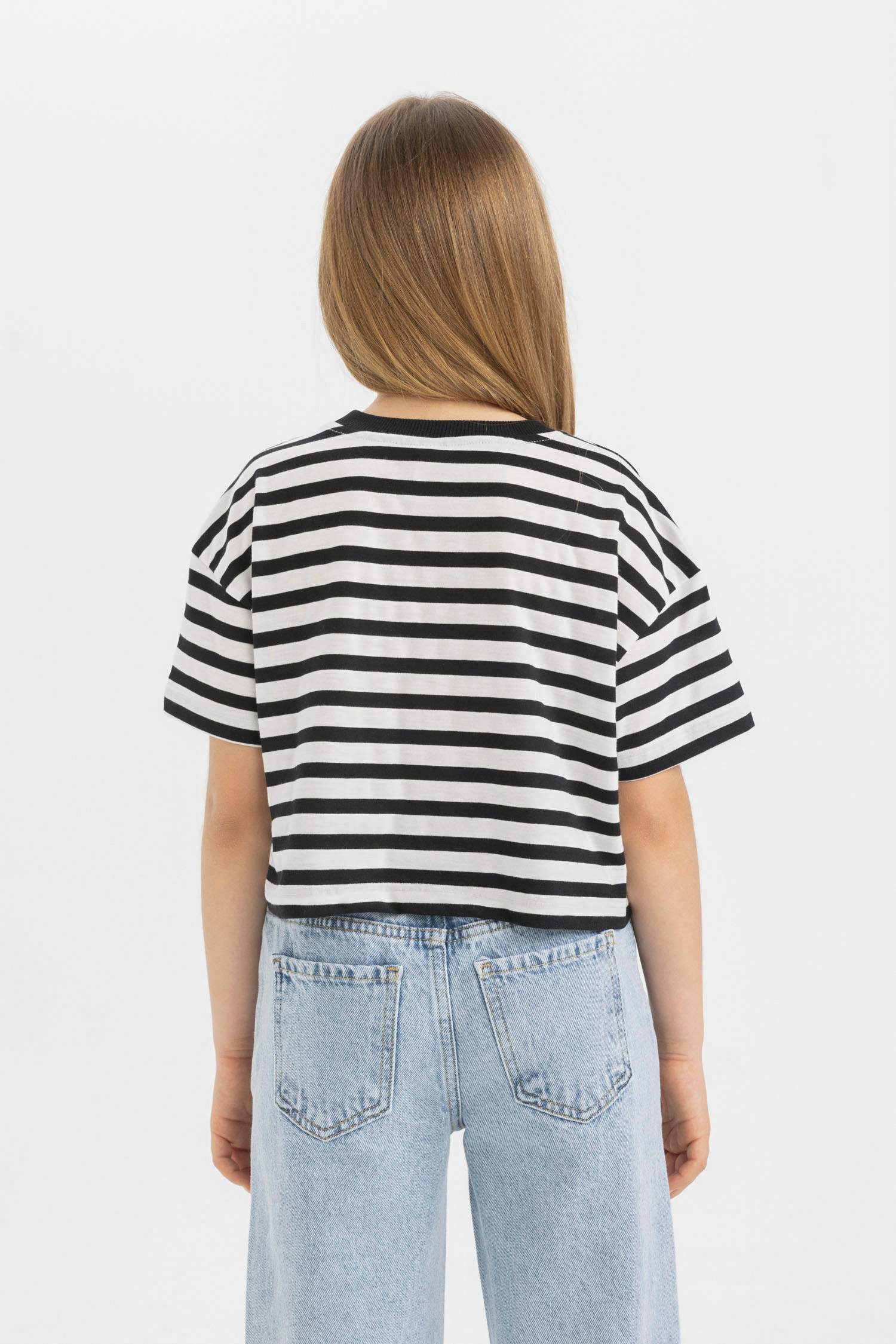 Kız Çocuk Bisiklet Yaka Çizgili Kısa Kollu Tişört