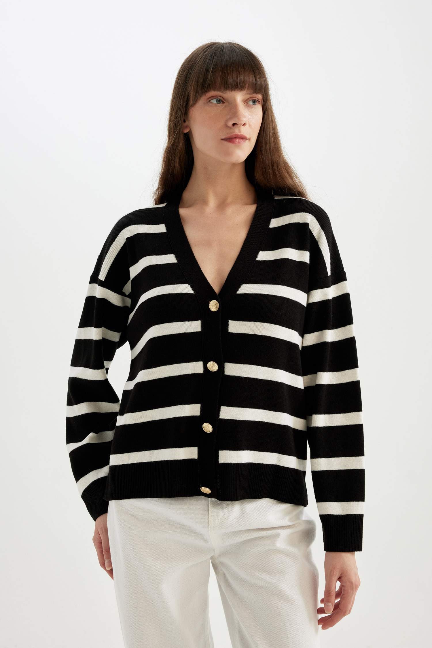 Relax Fit Çizgili V Yaka Düğmeli Triko Hırka