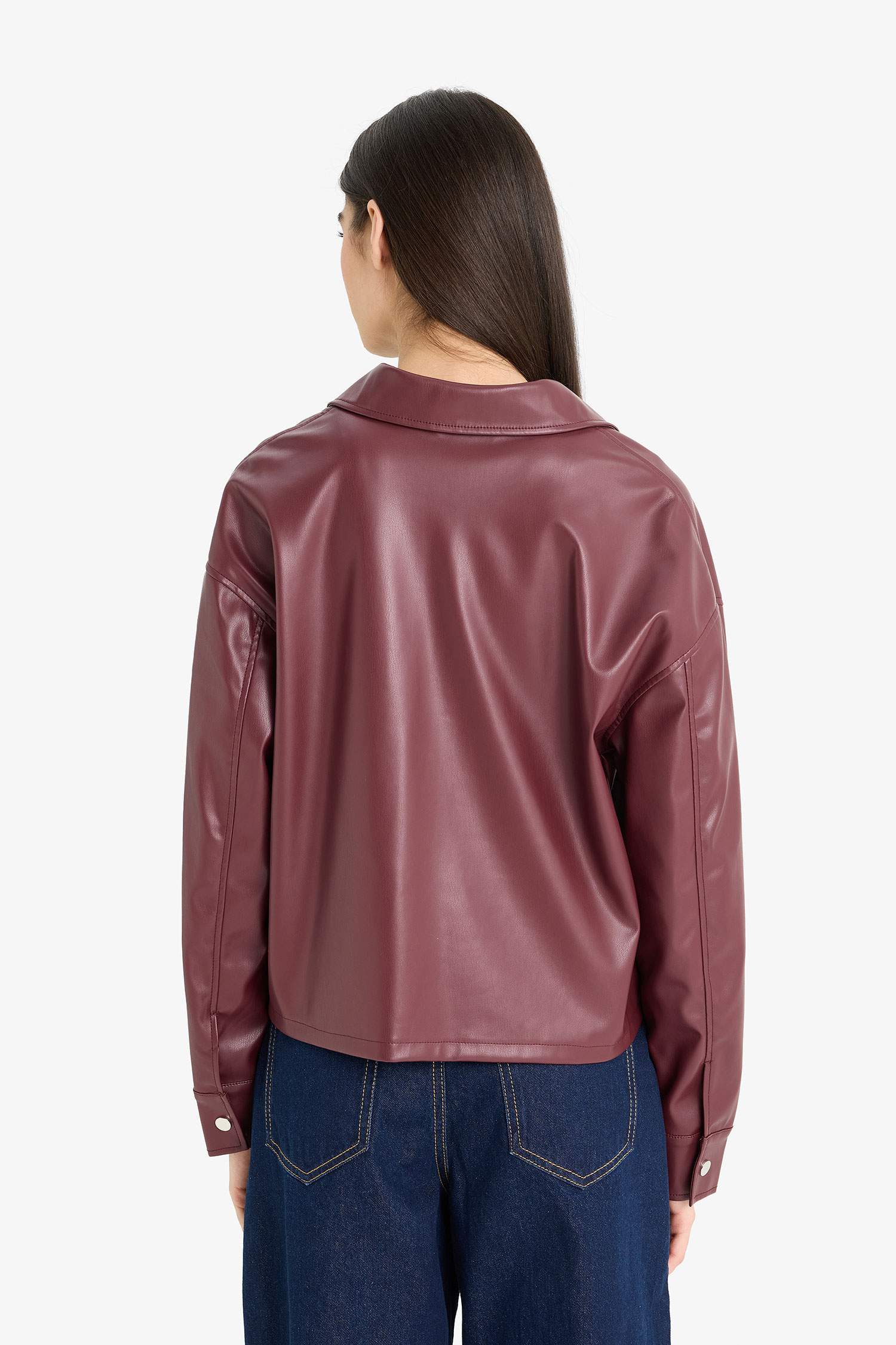 قميص ردن طويل جلد صناعي قصة عادية