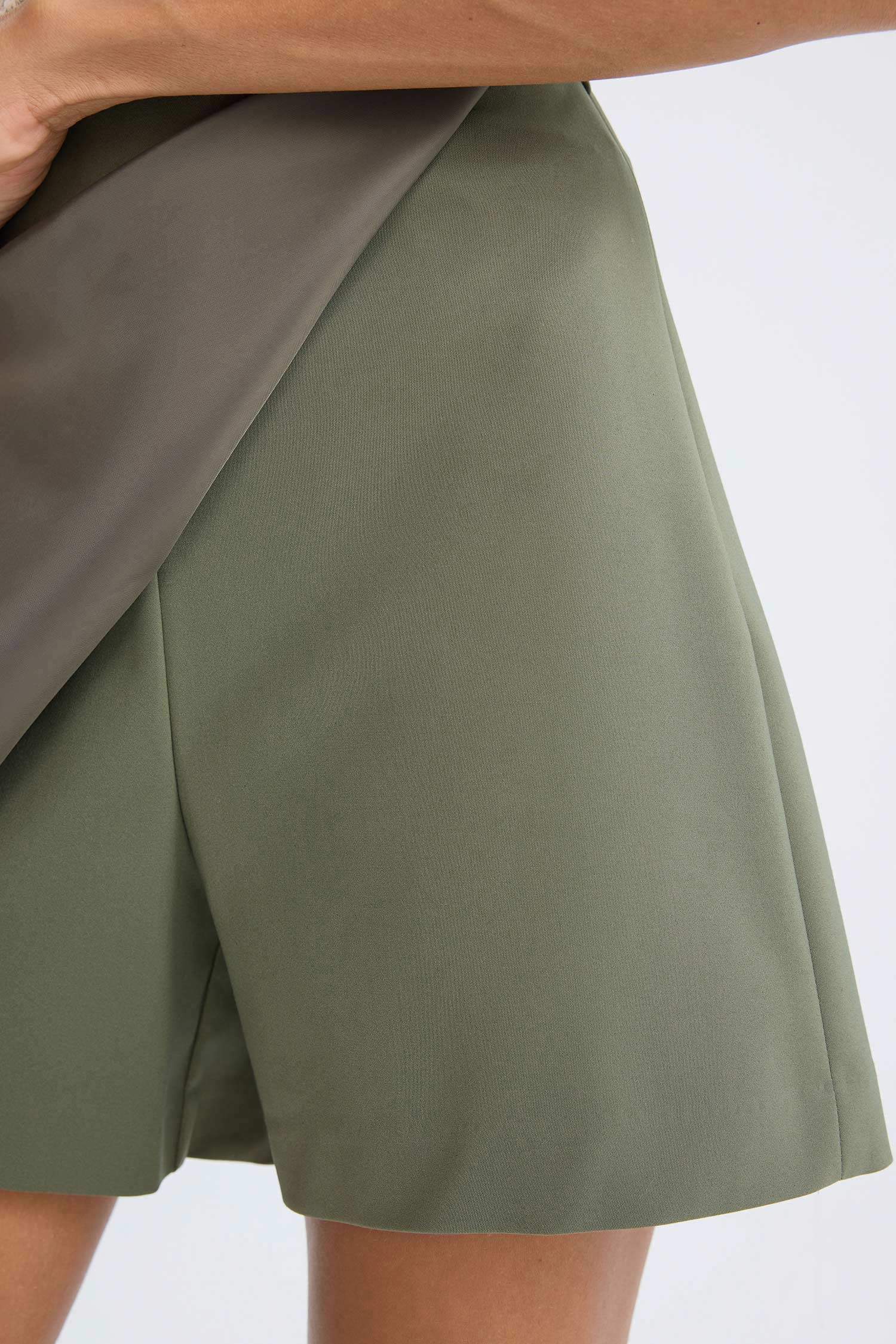 Yüksek Bel Kısa Şort Etek