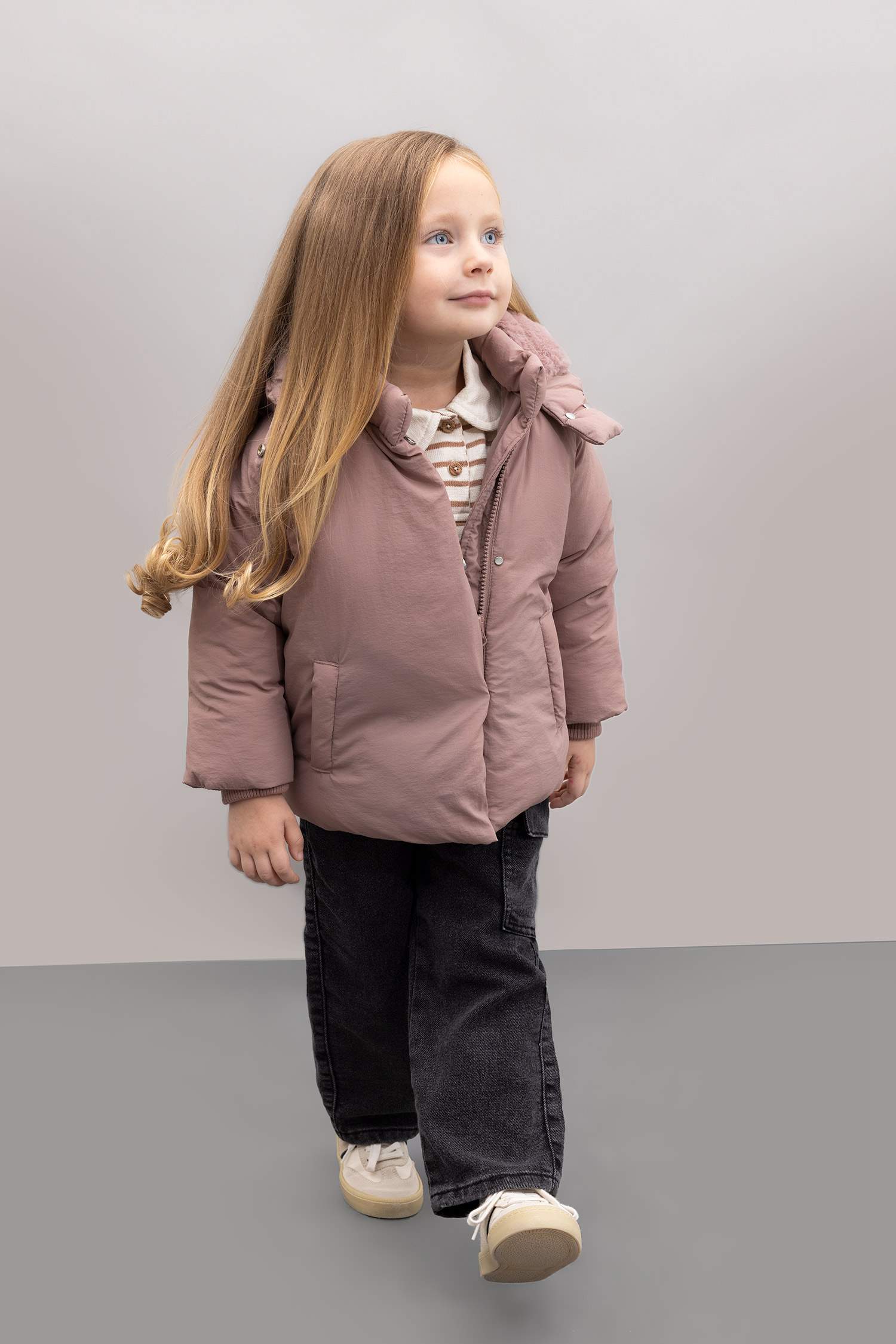 Kız Bebek Kapüşonlu Su İtici İçi Yumuşak Tüylü Cepli Çıtçıtlı Fermuarlı Şişme Mont