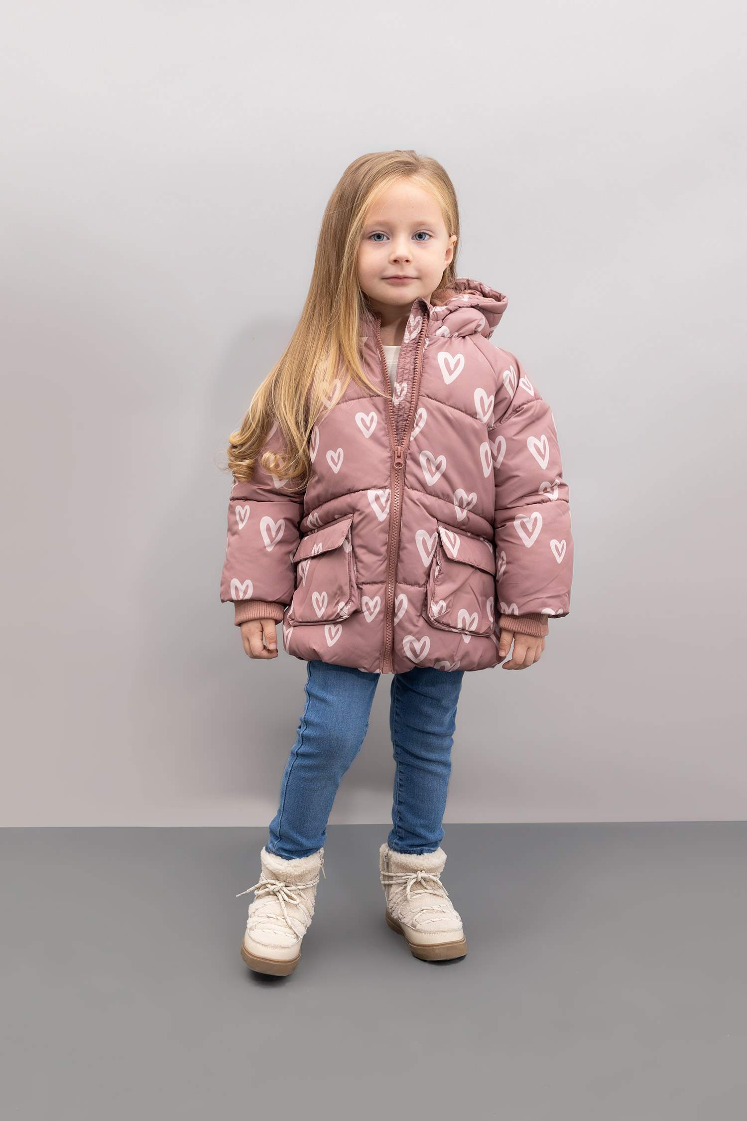 Kız Bebek Kapüşonlu Kalp Desenli Su Geçirmez Cep İçi Polarlı Şişme Mont