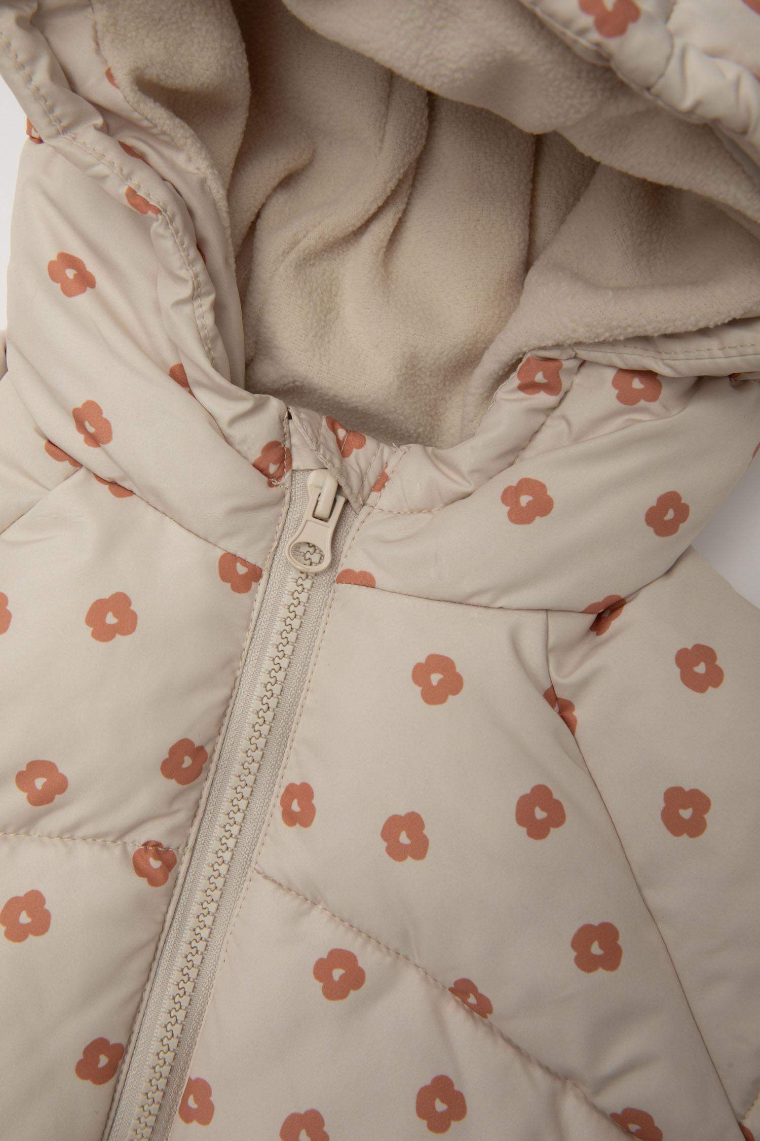 Kız Bebek Çiçekli Kapüşonlu Şişme Mont