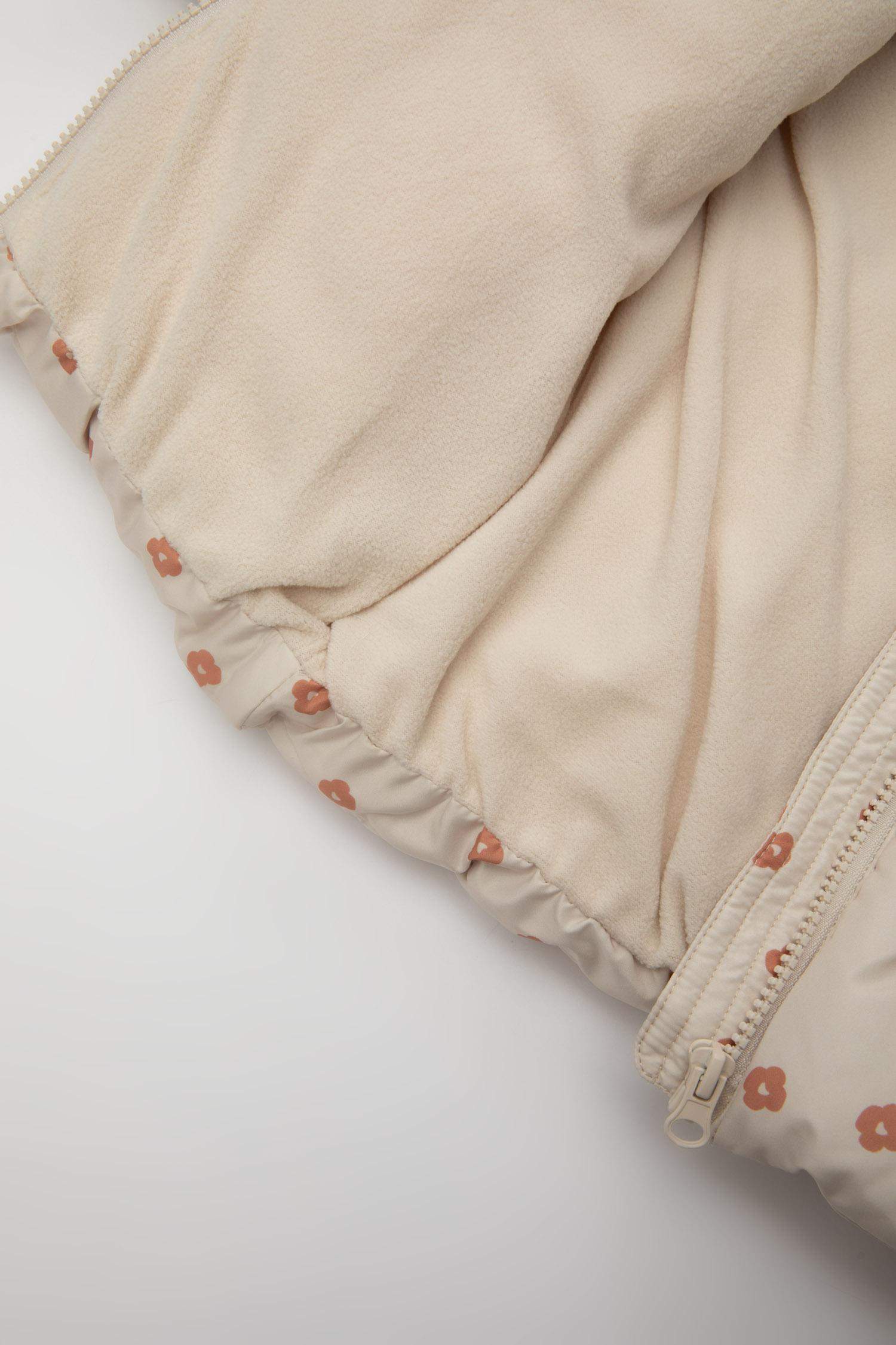 Kız Bebek Çiçekli Kapüşonlu Şişme Mont