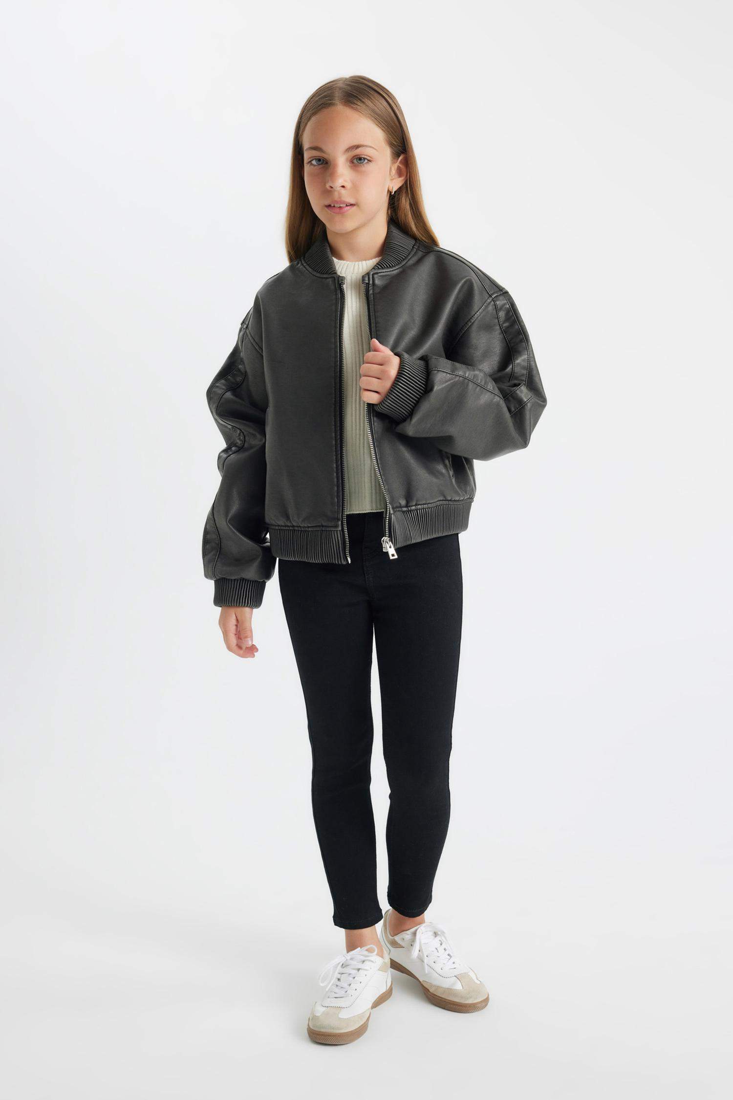 جاكيت بومبر بناتي جلد صناعي وتر برووف