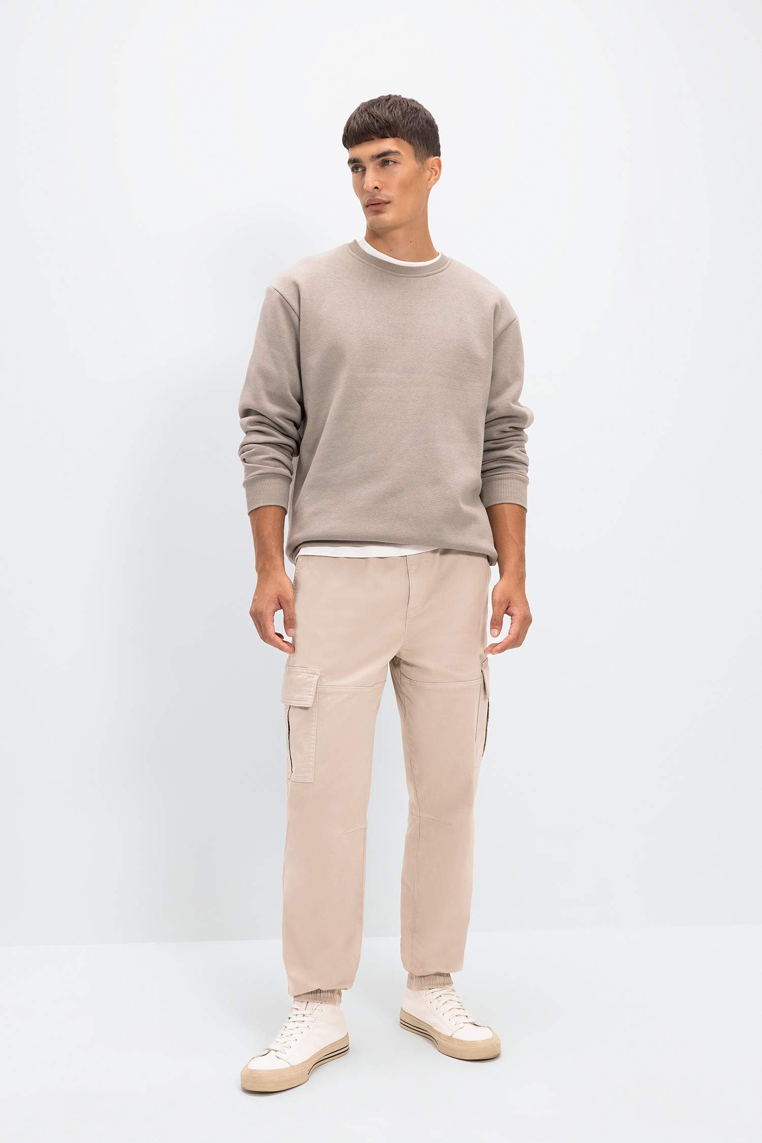 بنطلون كارجو جبردين قصة عادية بجيب