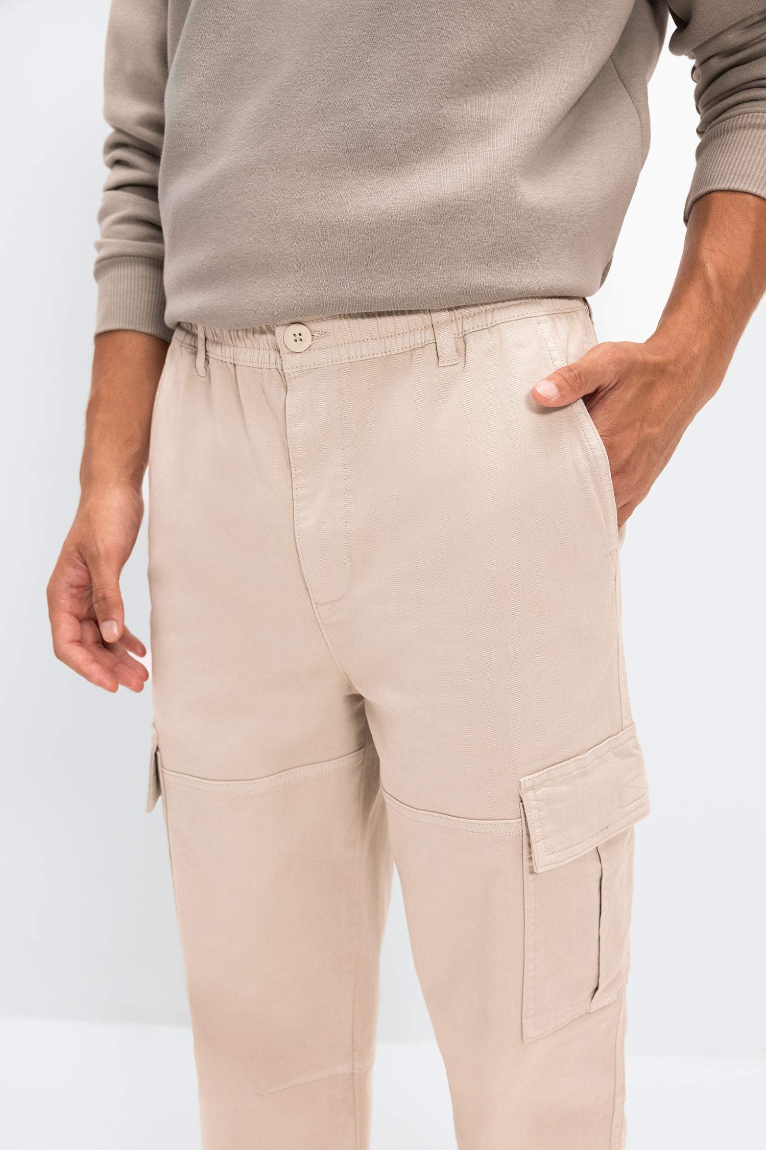 بنطلون كارجو جبردين قصة عادية بجيب