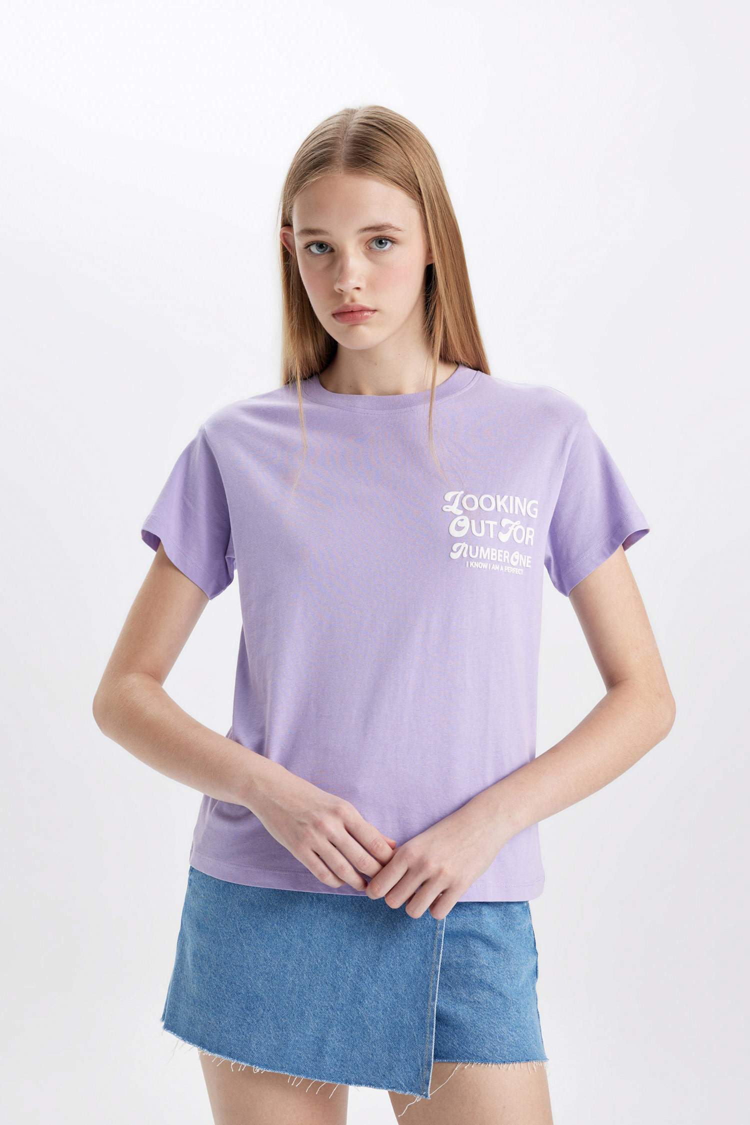 Футболка стандартного кроя с принтом