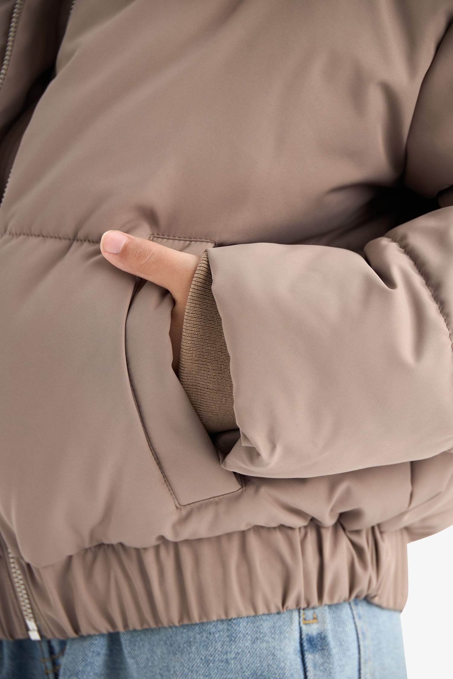 Куртка для девочек с искусственным мехом на воротнике и молнией