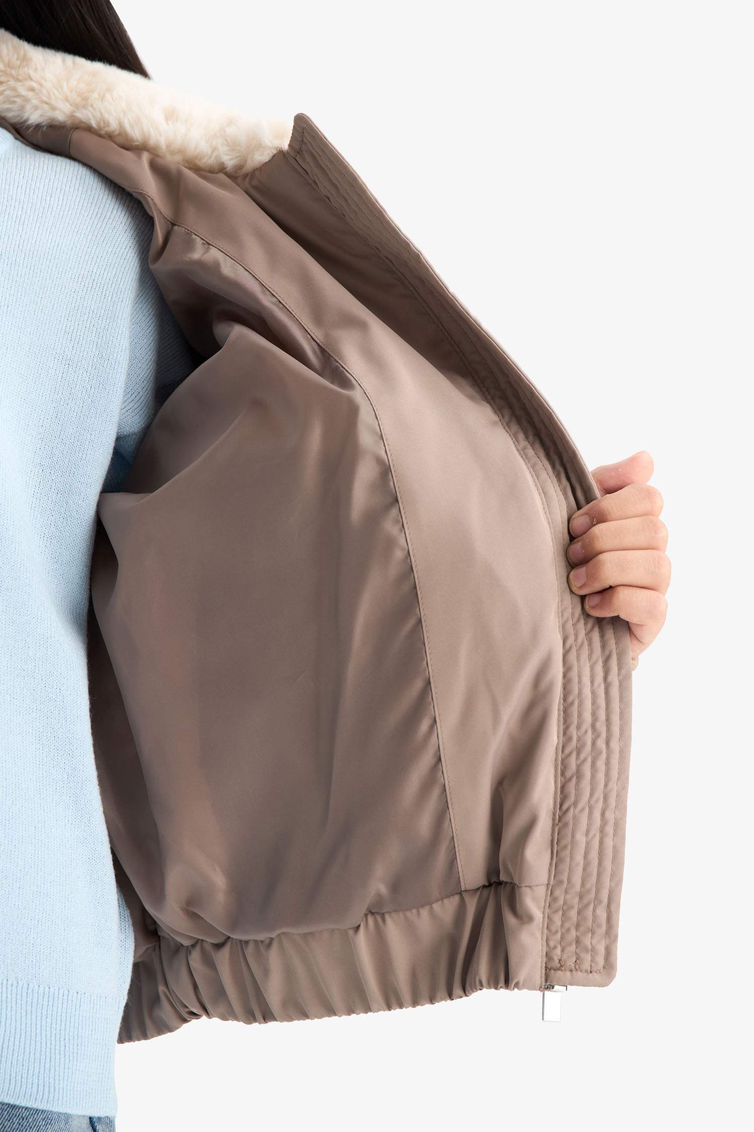 Куртка для девочек с искусственным мехом на воротнике и молнией