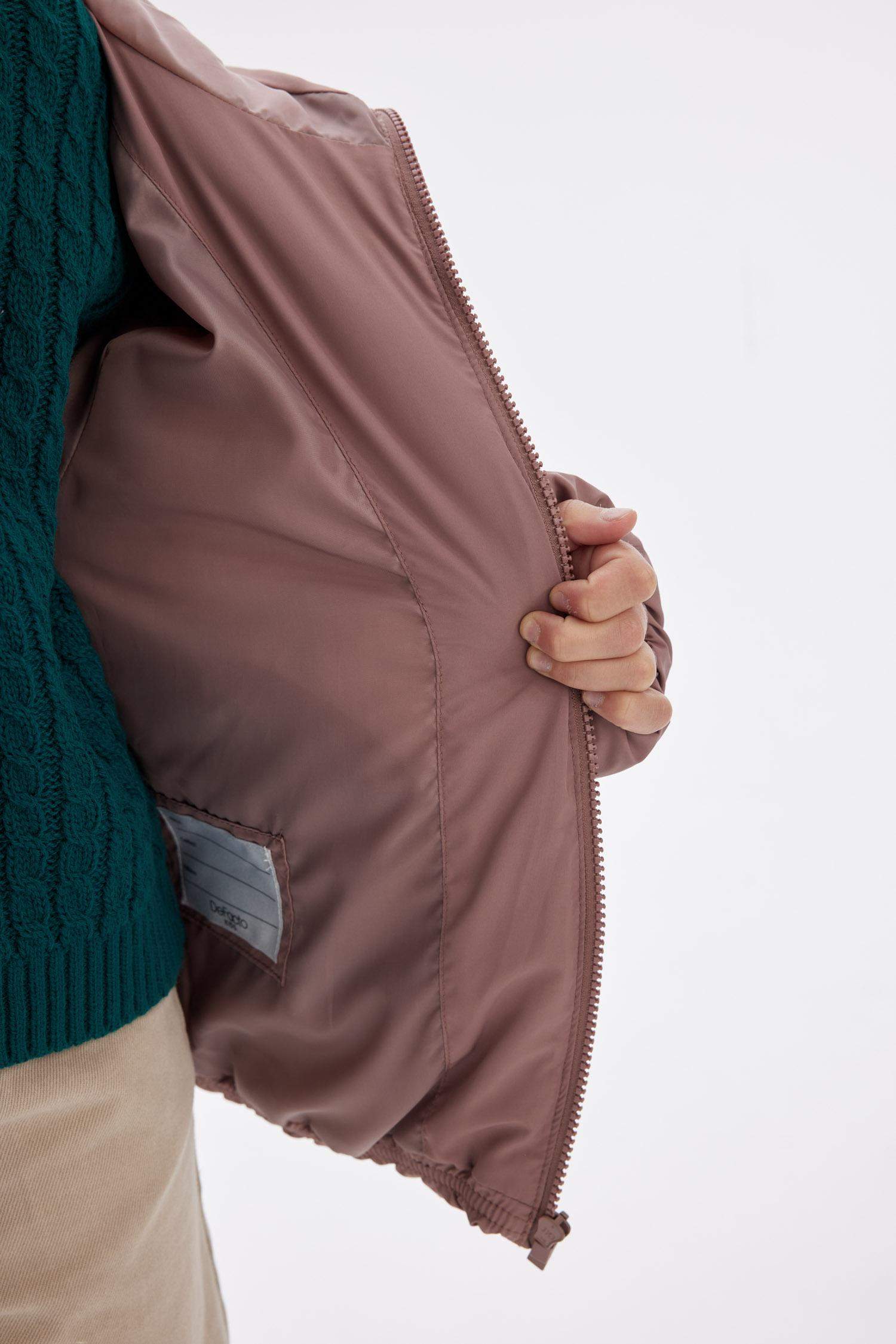 Қыздарға бас киімді Пальто