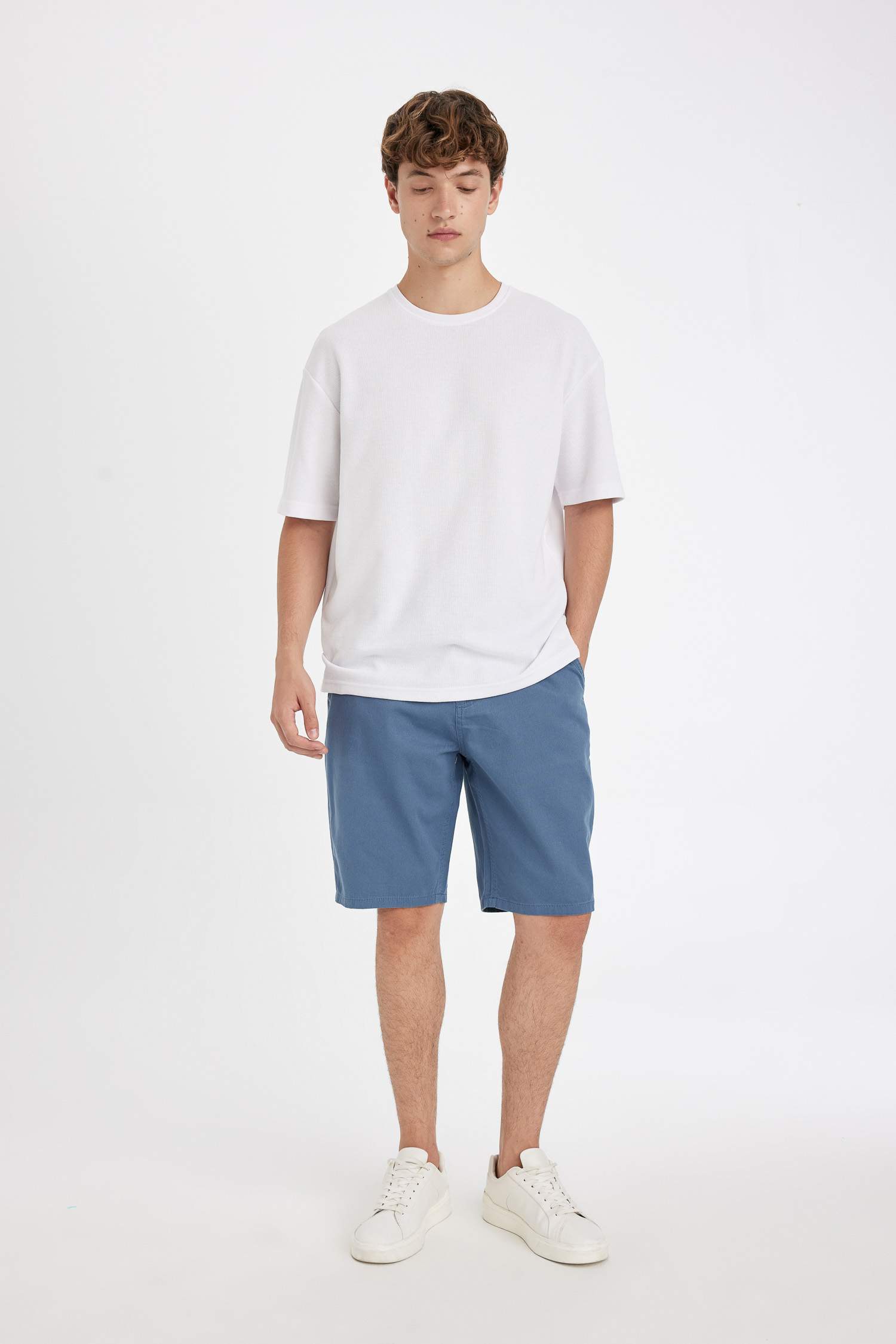 Regular Fit Gabardine Regular Hem Bermuda