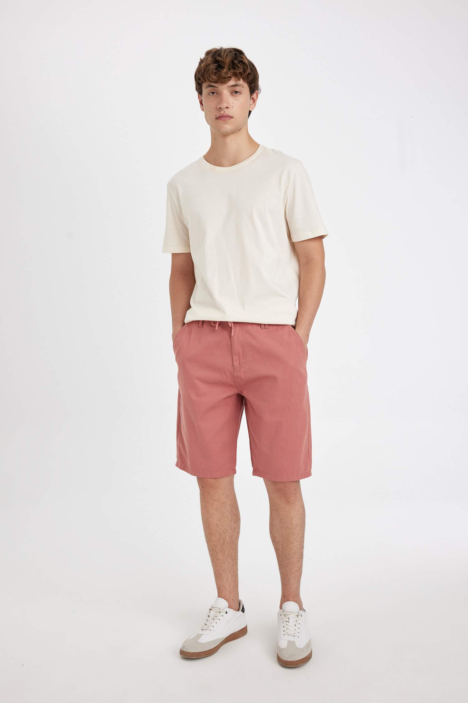 Regular Fit Gabardine Regular Hem Bermuda