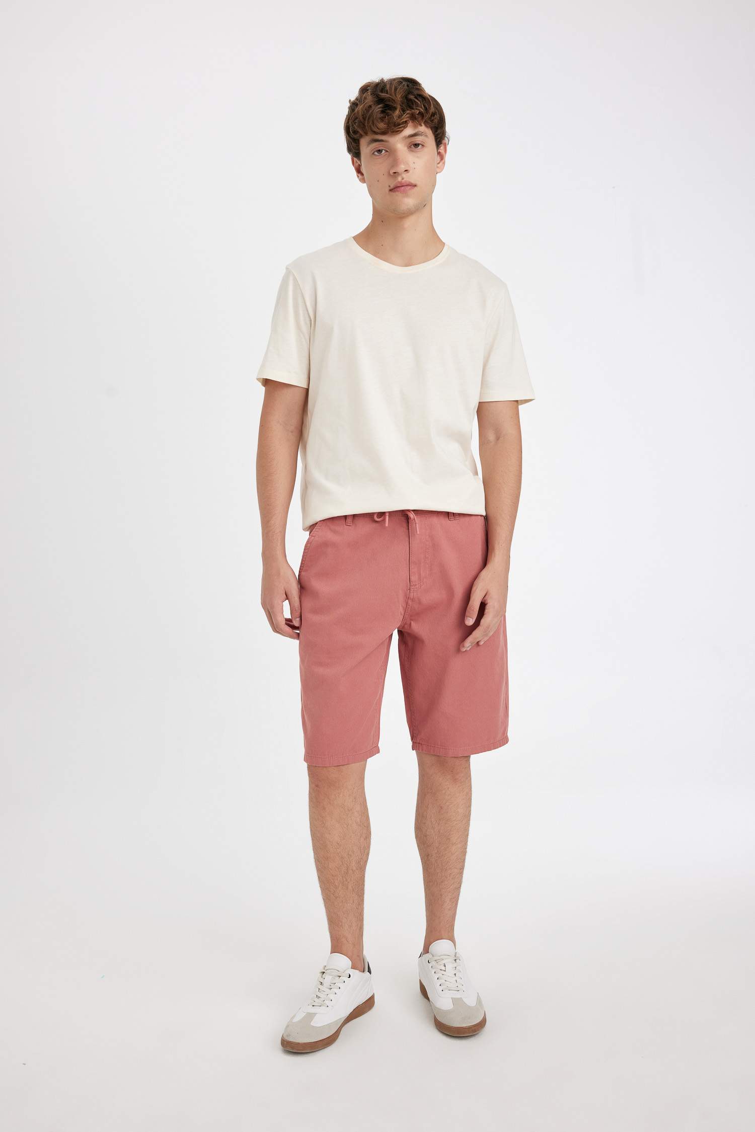 Regular Fit Gabardine Regular Hem Bermuda