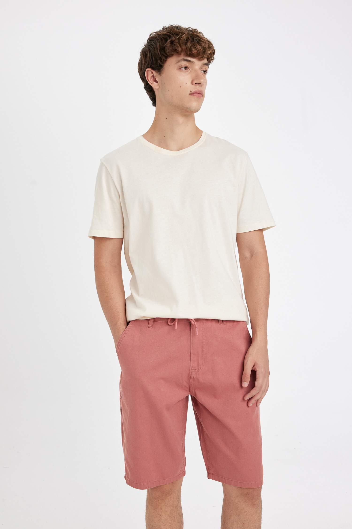 Regular Fit Gabardine Regular Hem Bermuda