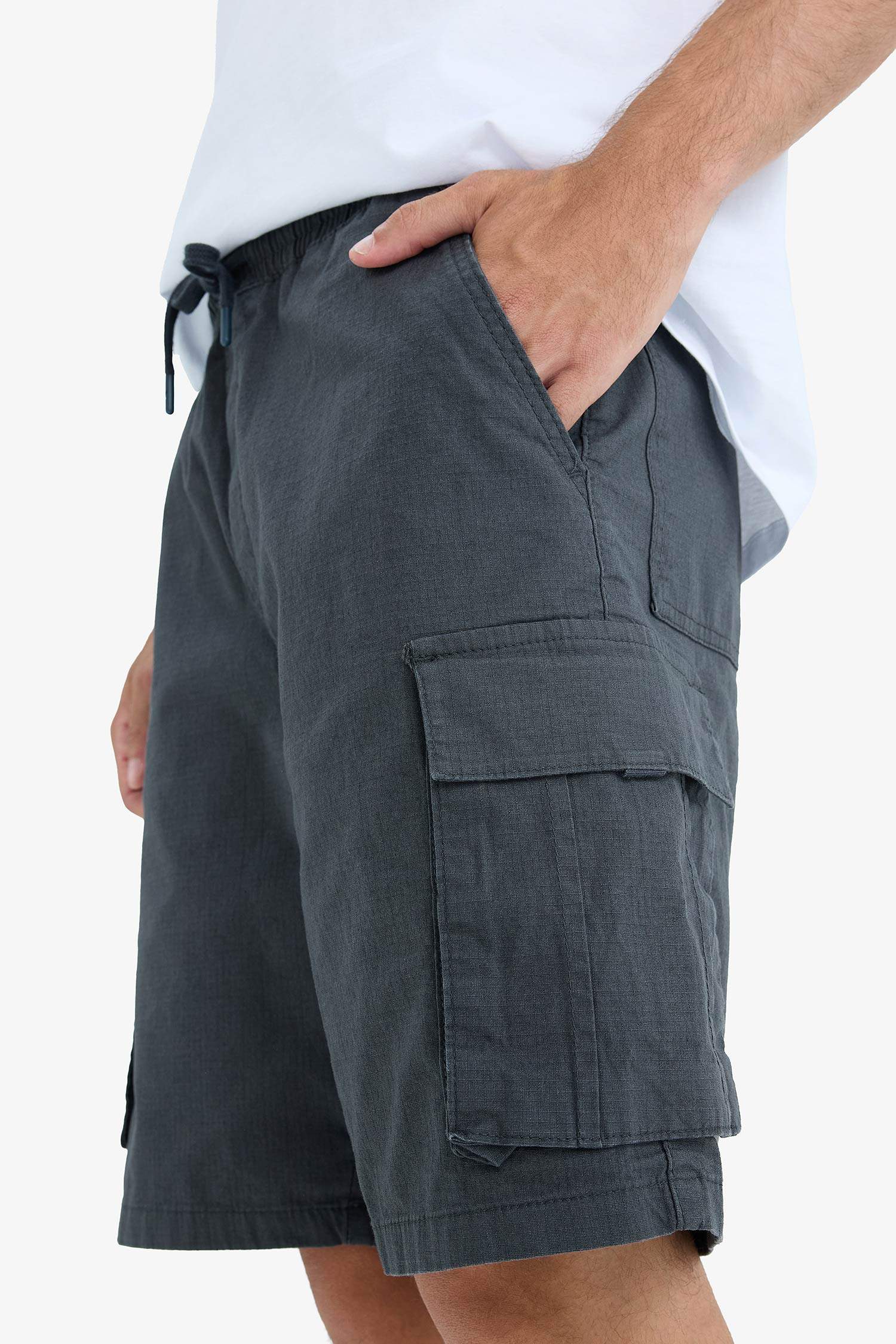 Kargo Fit Gabardin Bermuda Şort