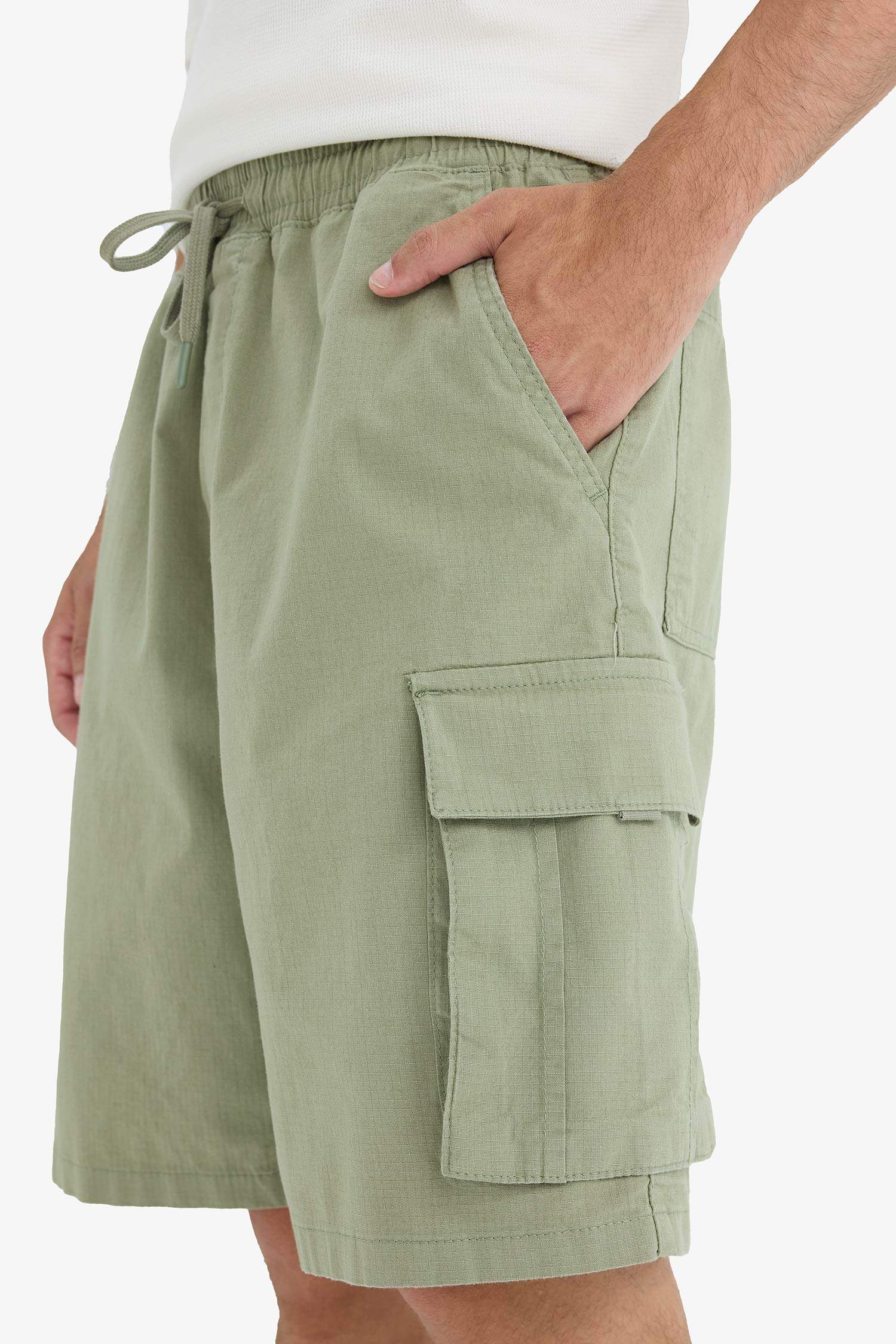 Kargo Fit Gabardin Bermuda Şort