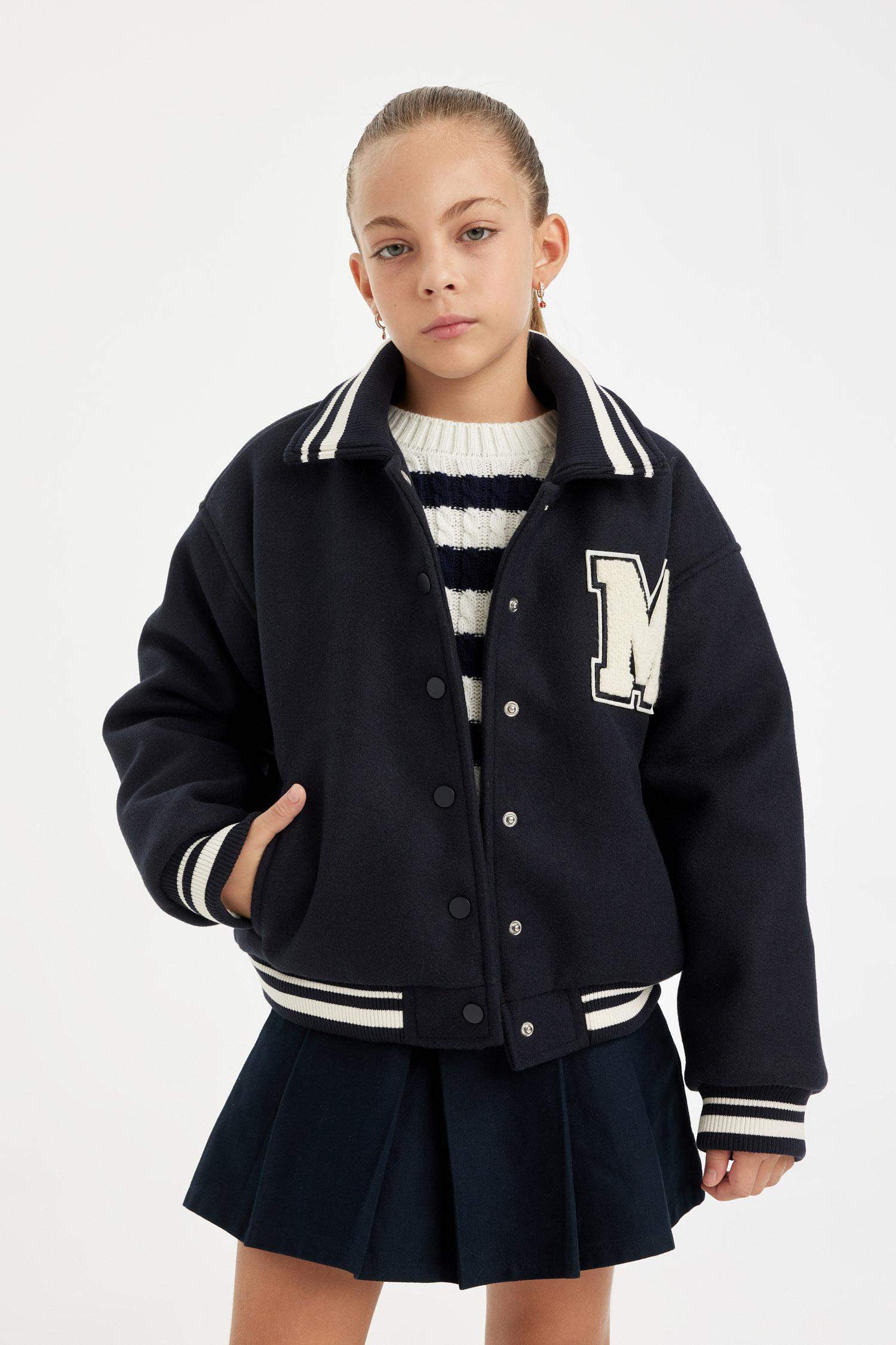 جاكيت كوليج بناتي بسوسته وطبعة حروف