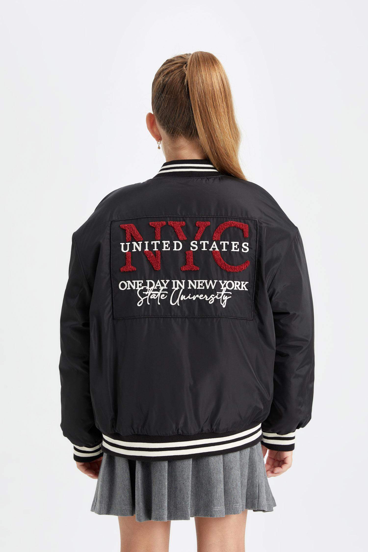 Kız Çocuk Su Geçirmez Kolej Yaka Çıtçıtlı Cepli Bomber Mont