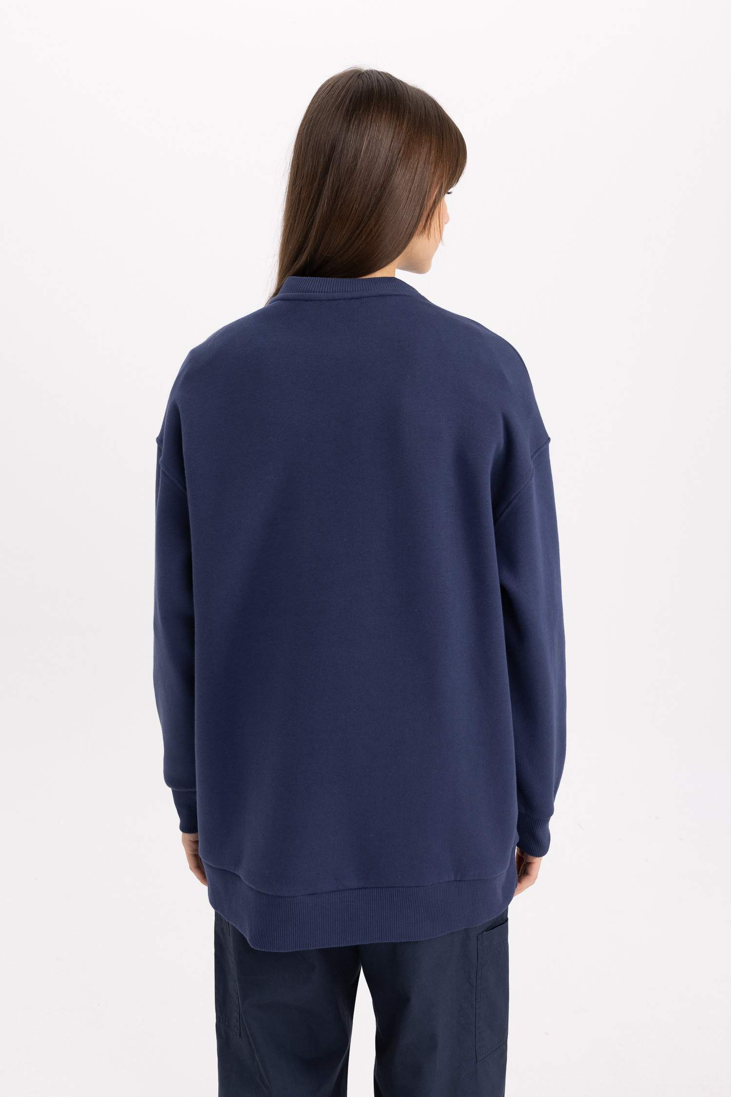 Regular Fit Bisiklet Yaka Baskılı İçi Yumuşak Tüylü Kalın Düğme Detaylı Sweatshirt Tunik