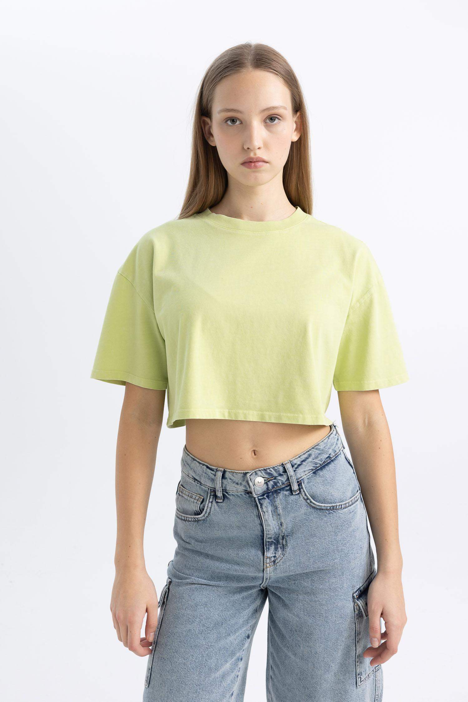 Short Sleeve Crop T-Shirt