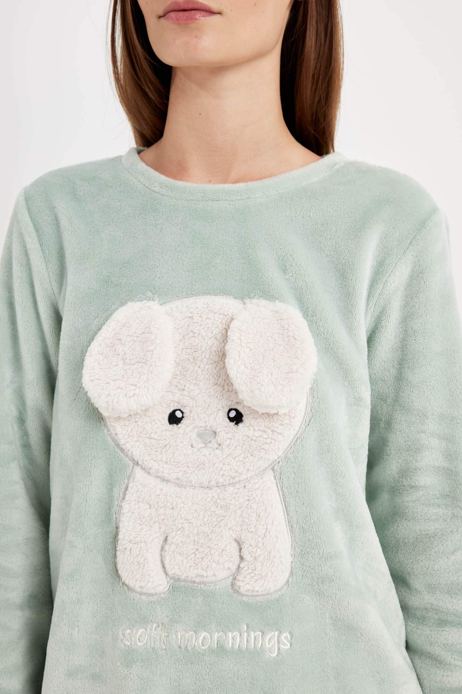 Fall in Love Pijama Takım Welsoft Pelüş Baskılı Bisiklet Yaka Uzun Kollu Üst Çizgili Beli Lastikli Alt