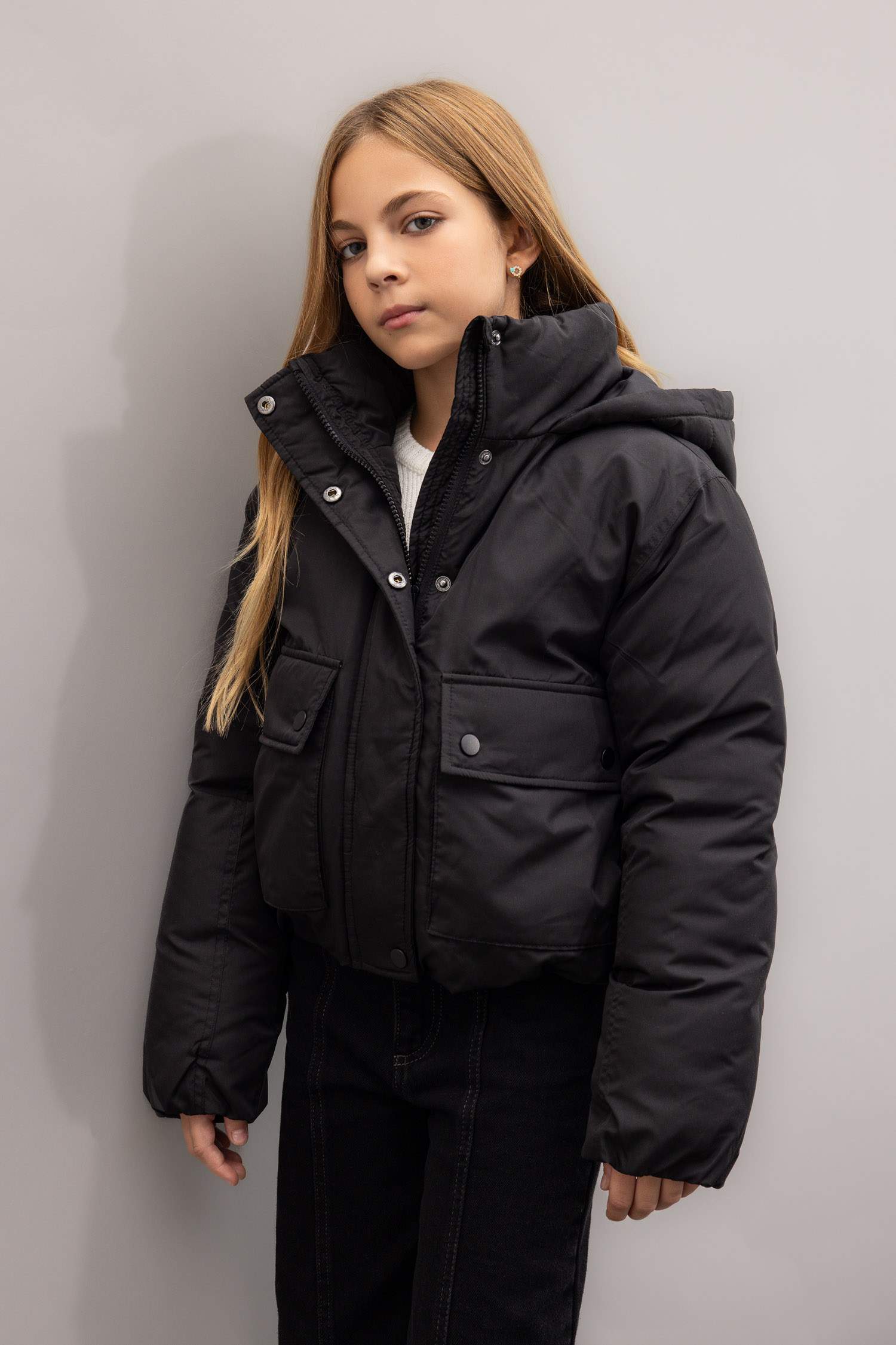 Куртка водоотталкивающая с капюшоном для девочек