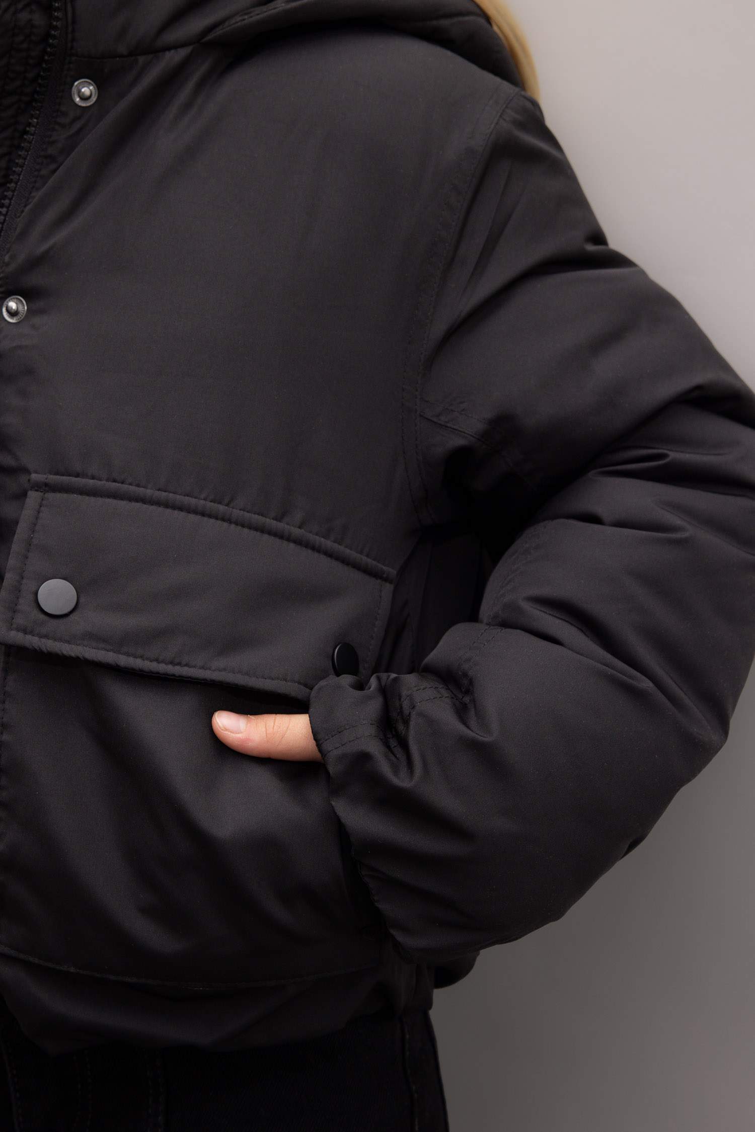 Куртка водоотталкивающая с капюшоном для девочек