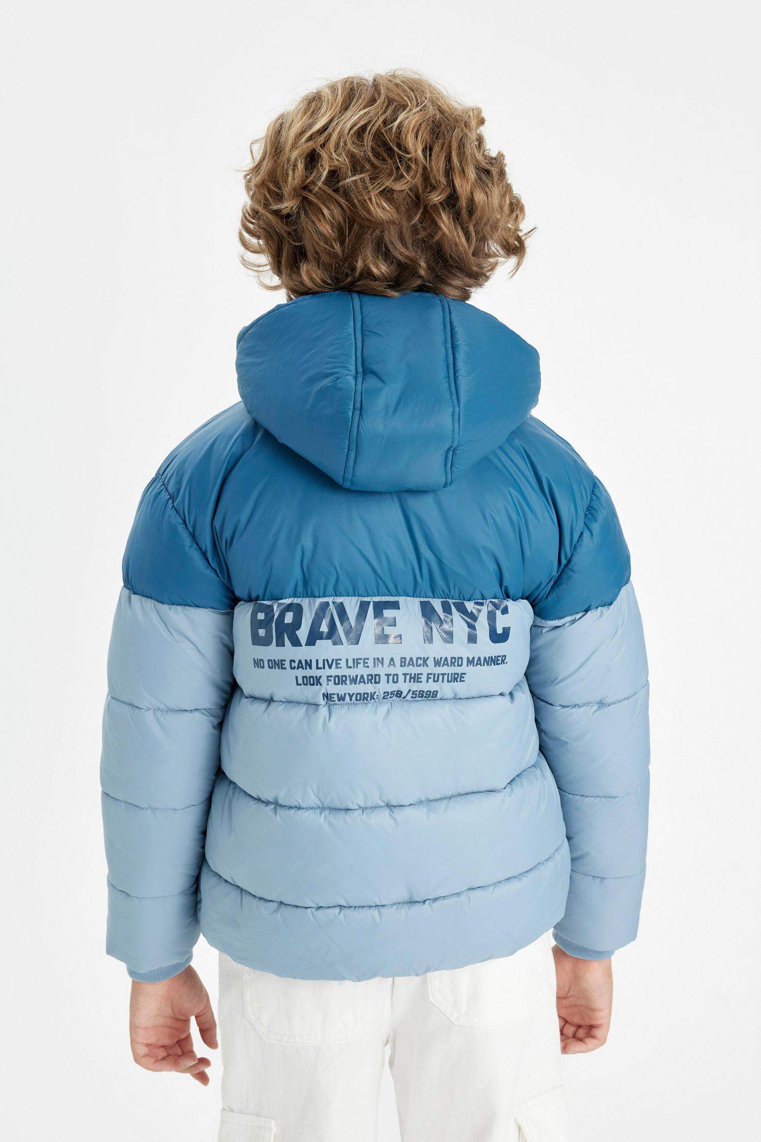 Erkek Çocuk Su Geçirmez Kapüşonlu Fermuarlı Cepli Polar Astarlı Şişme Mont