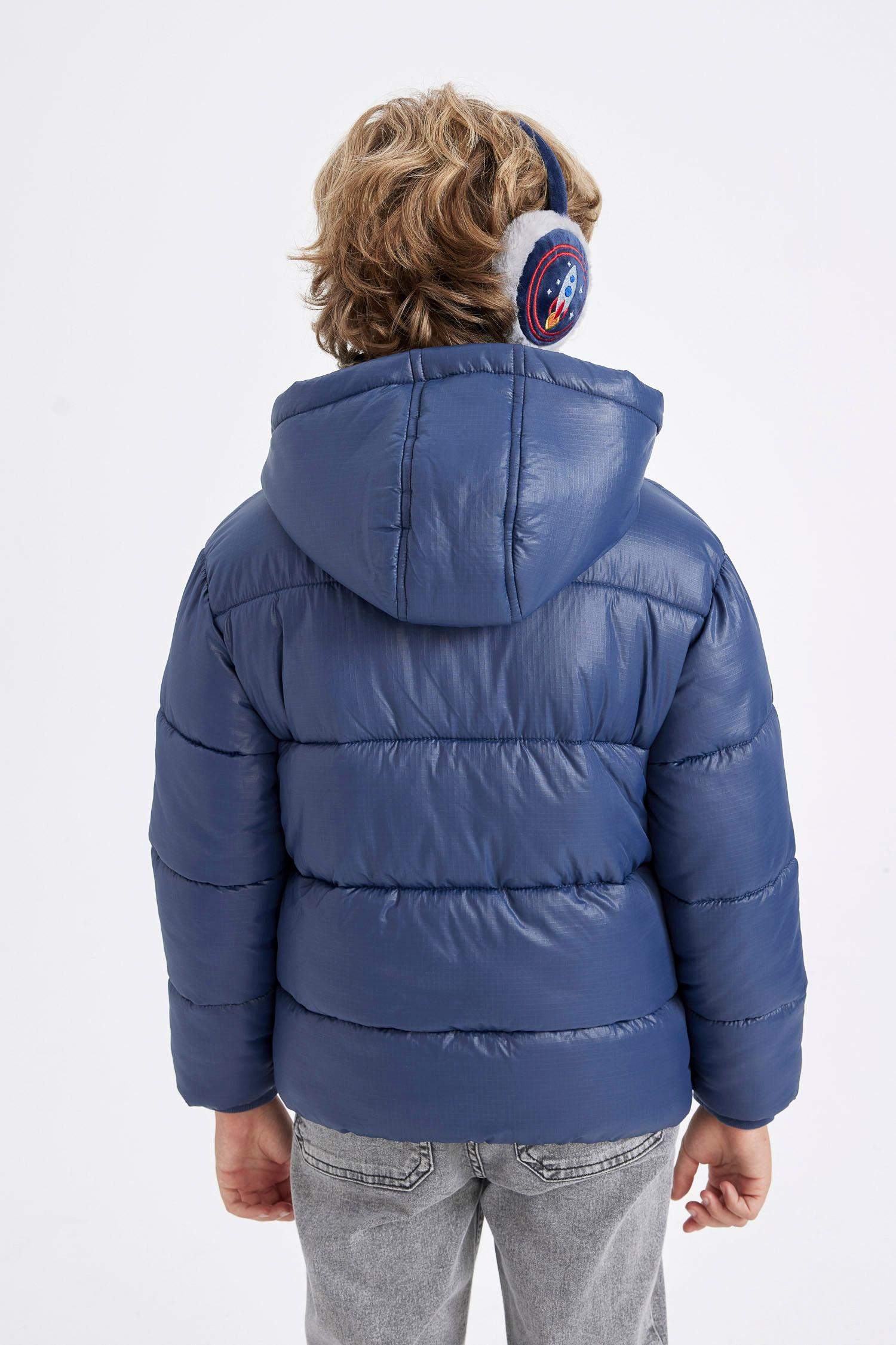 Boy Waterproof Hooded Zippered Pocketed Puffer Jacket