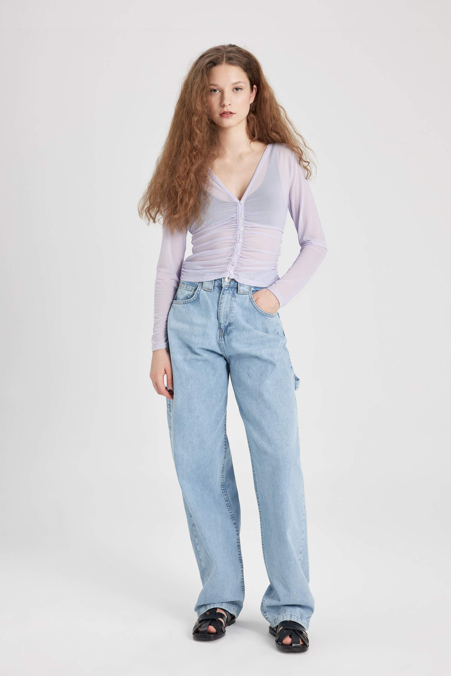 Slim Fit V-Neck Long Sleeve Blouse