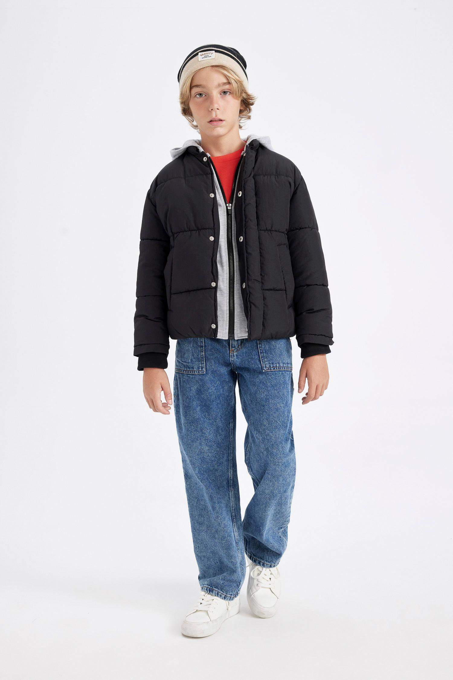 Erkek Çocuk Su Geçirmez Çıkarılabilir Kapüşonlu Fermuarlı Çıtçıtlı Cepli Şişme Mont