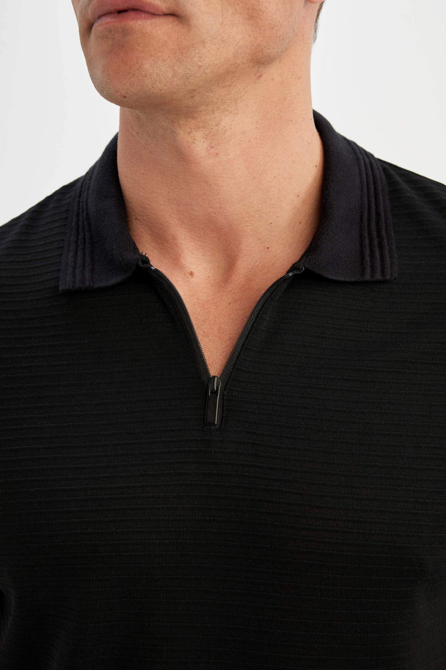 Футболка поло стандартного кроя