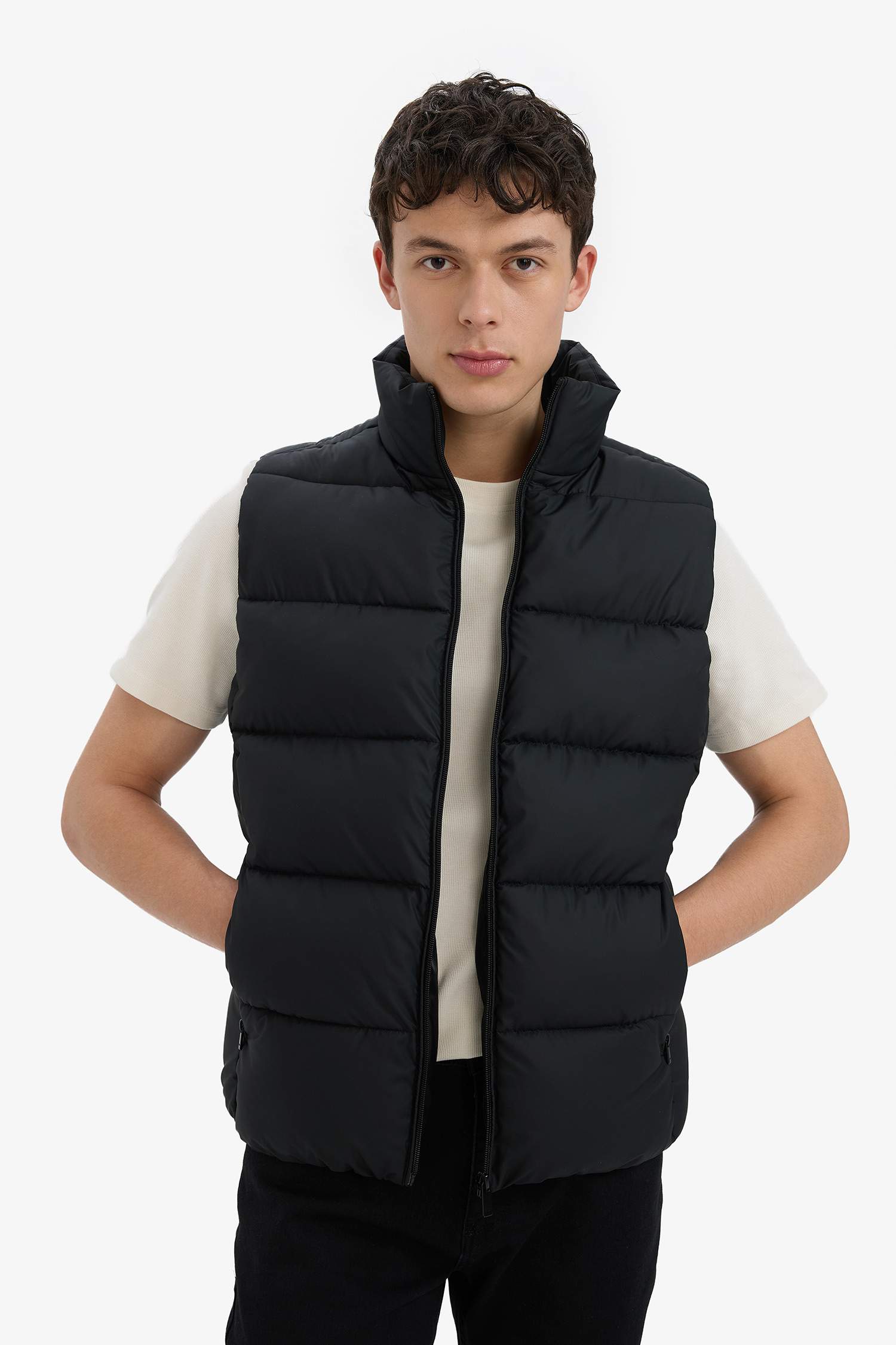 Su İtici Slim Fit Dar Kesim Dik Yaka Astarlı Fermuarlı Cepli Mevsimlik Baharlık Şişme Yelek