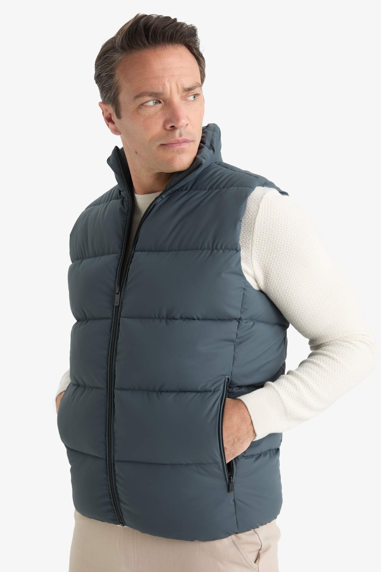 Su İtici Slim Fit Dar Kesim Dik Yaka Astarlı Fermuarlı Cepli Mevsimlik Baharlık Şişme Yelek