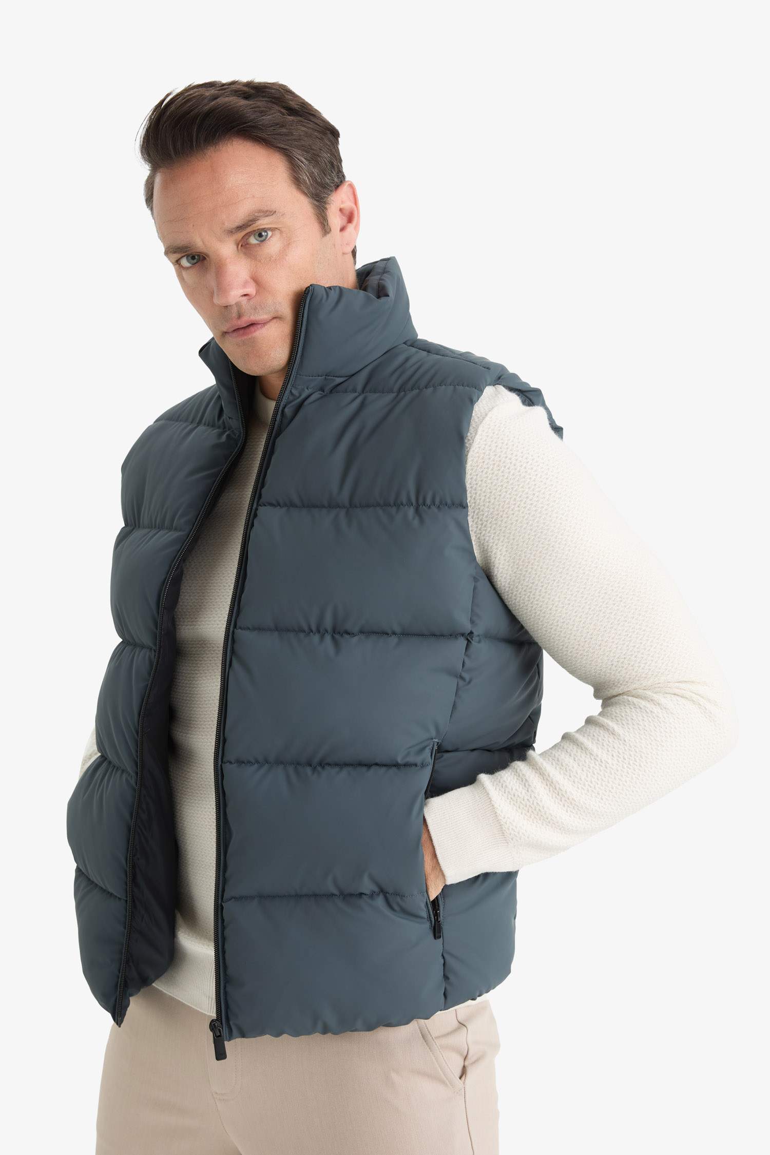 Su İtici Slim Fit Dar Kesim Dik Yaka Astarlı Fermuarlı Cepli Mevsimlik Baharlık Şişme Yelek