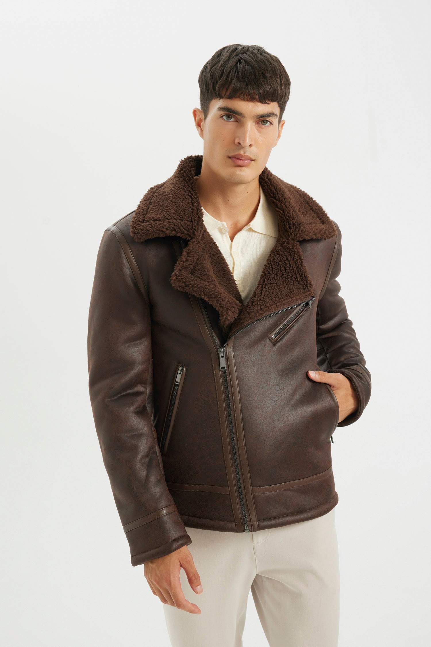 Slim Fit Dar Kesim Suni Kürk Astarlı Fermuarlı Cepli Süet Deri Kışlık Ceket Mont