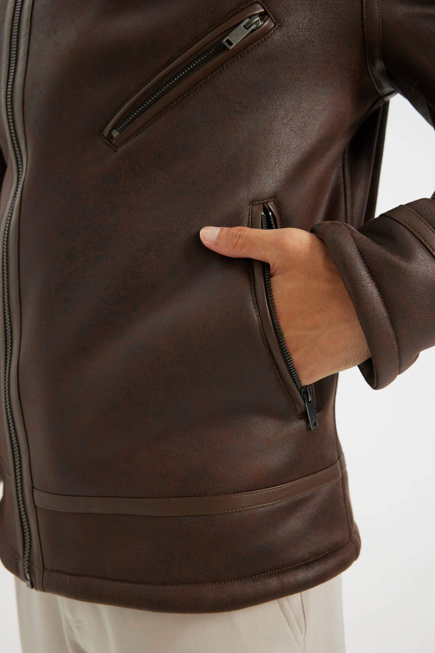 Slim Fit Dar Kesim Suni Kürk Astarlı Fermuarlı Cepli Süet Deri Kışlık Ceket Mont