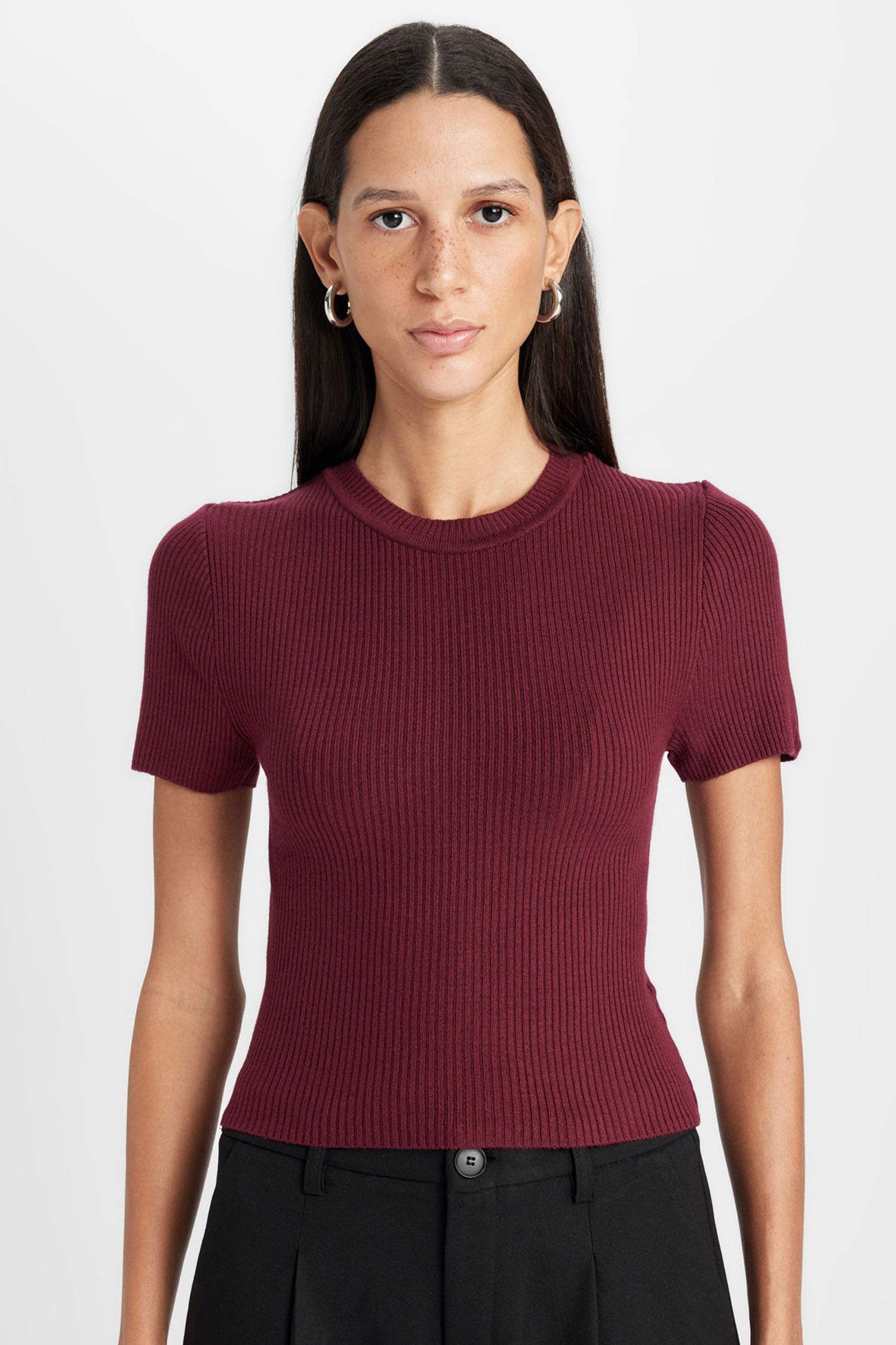 Crop Bisiklet Yaka Basic Düz Fitilli Kısa Kollu Triko Kazak