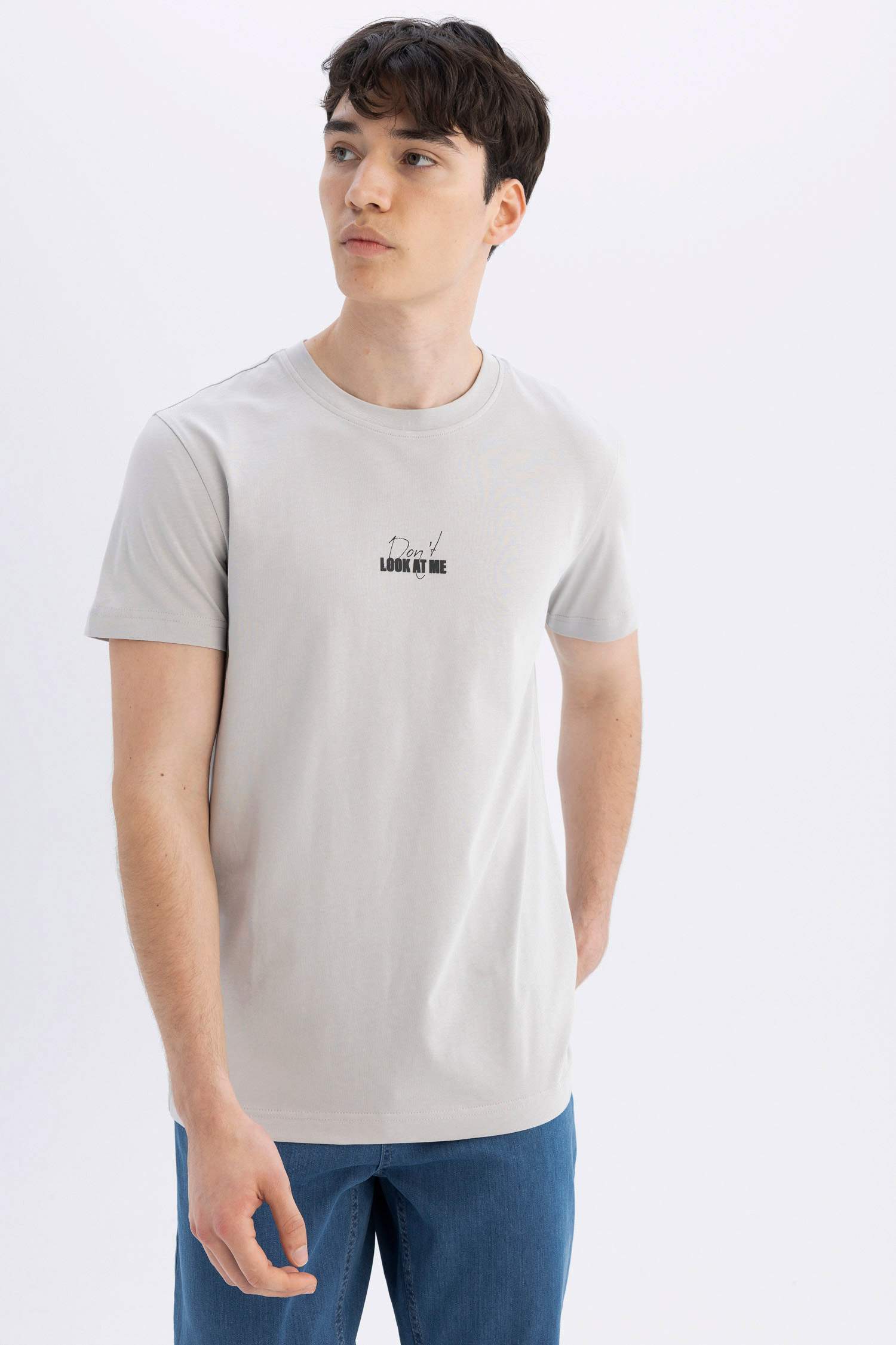 Slim Fit Crew Neck Printed T-Shirt